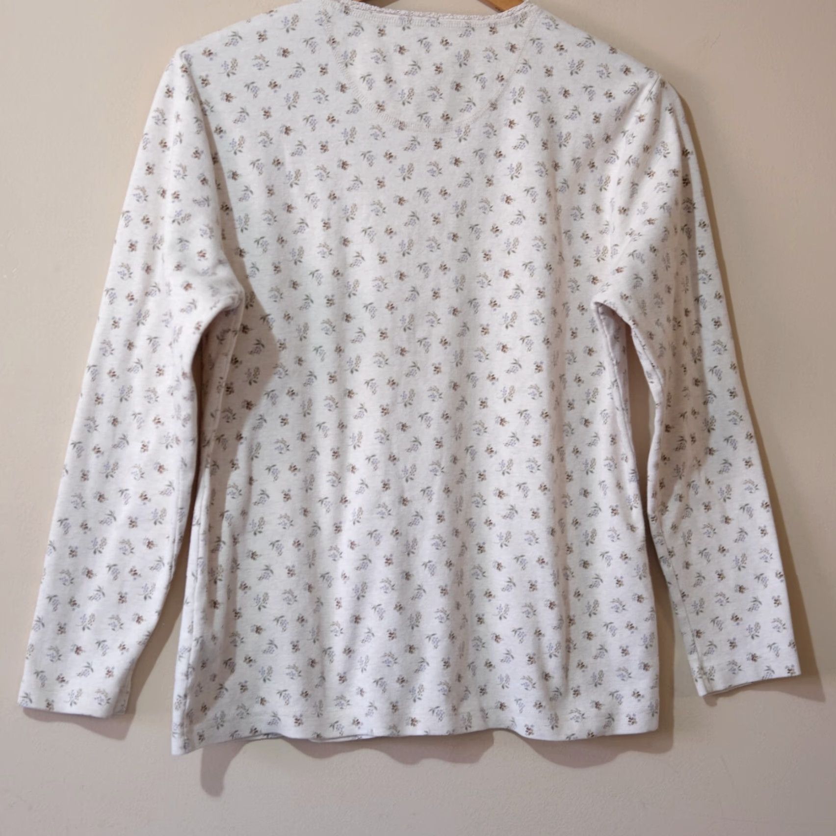 Vintage St. Johns Bay Longsleeve Shirt Floral Crew Neck Snap Beige Women's L Size L / US 10 / IT 46 - 5 Thumbnail