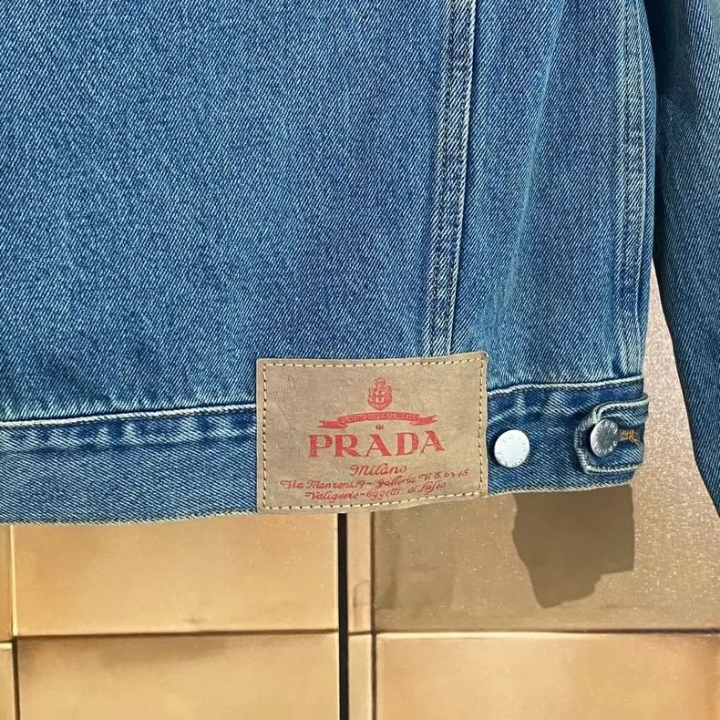 Prada Prada 23ss popular washed blue triangle denim jacket 2502-N Size US S / EU 44-46 / 1 - 4 Thumbnail