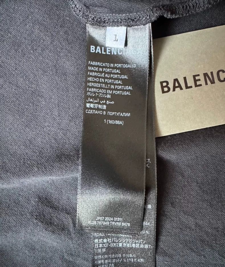 Balenciaga Balenciaga Water-Washed Black and Red Retro Plain Knit Ove Size US S / EU 44-46 / 1 - 4 Thumbnail