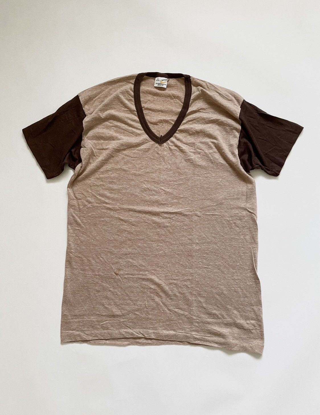 Japanese Brand × Vintage Vintage 70s-80s Sneakers Tag Tee Size US L / EU 52-54 / 3 - 1 Thumbnail