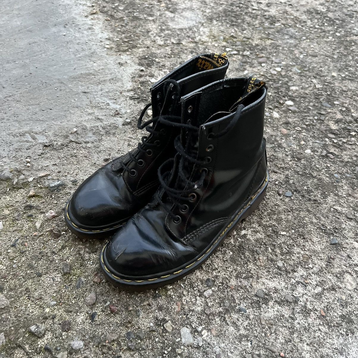 Dr. Martens × Vintage Dr.Martens 1460 Vintage 90s Boots Classic Leather Punk Rock Size US 6 / IT 36 - 3 Thumbnail