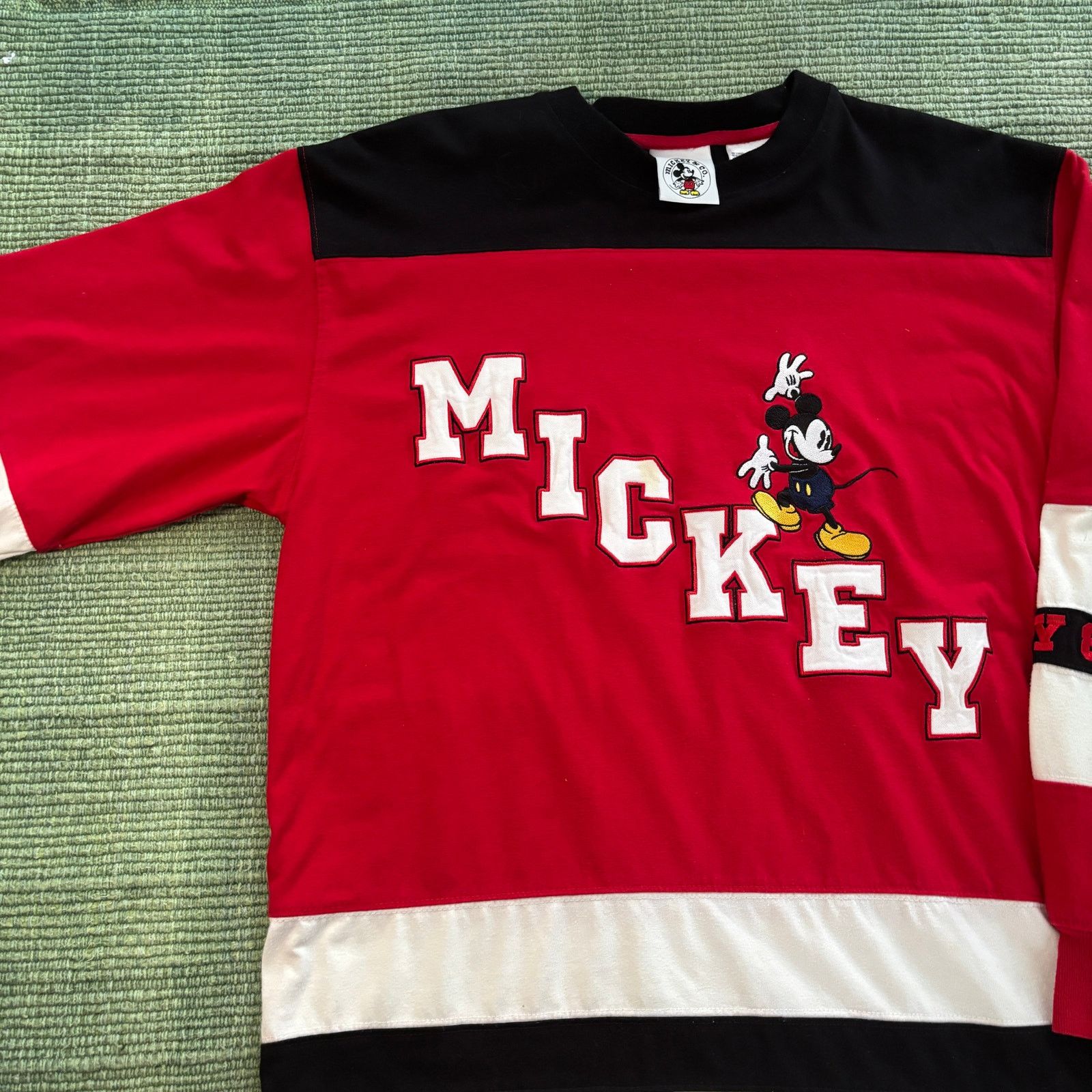 Disney × Vintage Vintage Mickey & Co Oversize Mickey Mouse Hockey Jersey Size US M / EU 48-50 / 2 - 5 Thumbnail