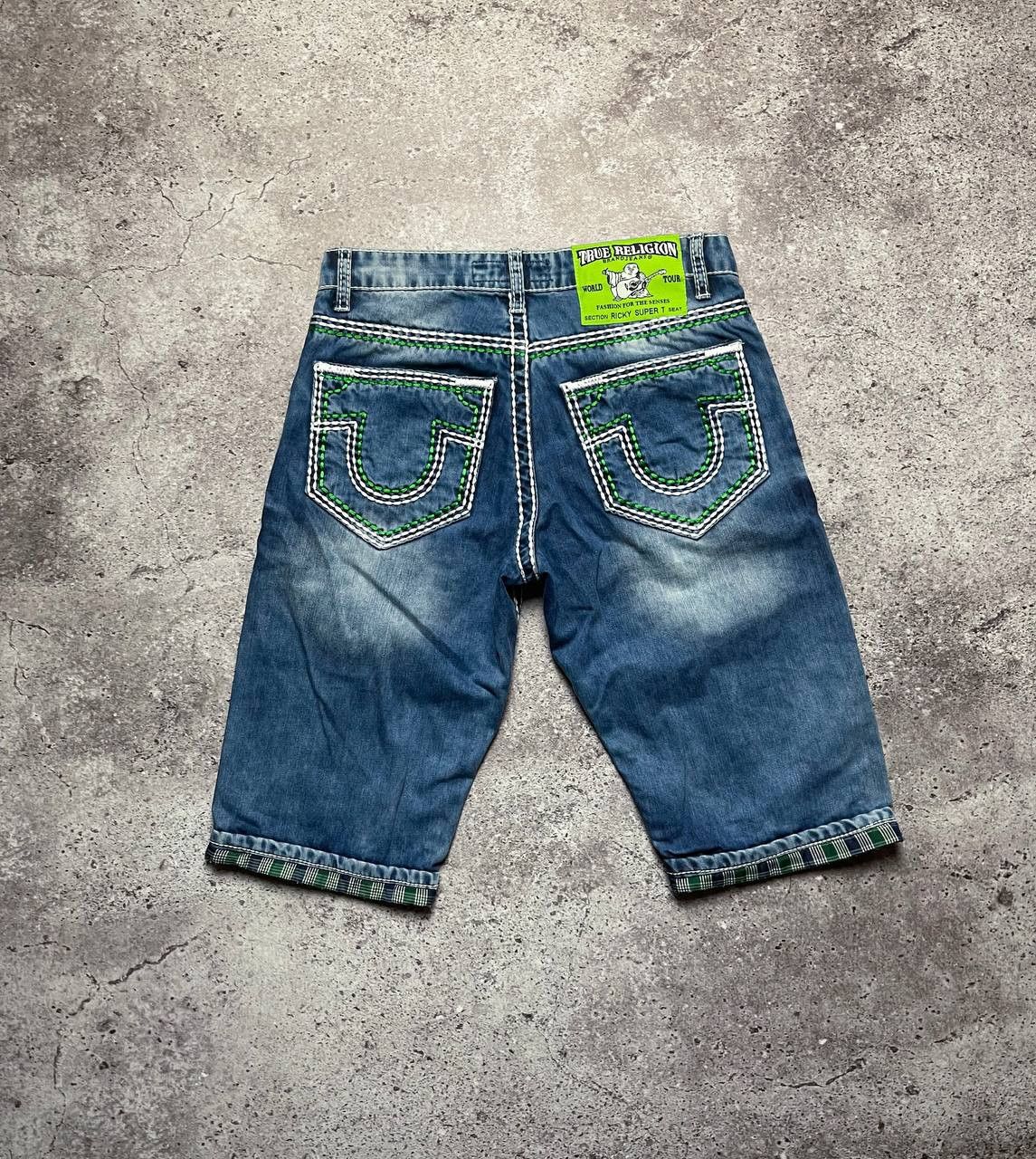 True Religion vintage true religion denim shorts 90s y2k Size US 33 - 1 Thumbnail