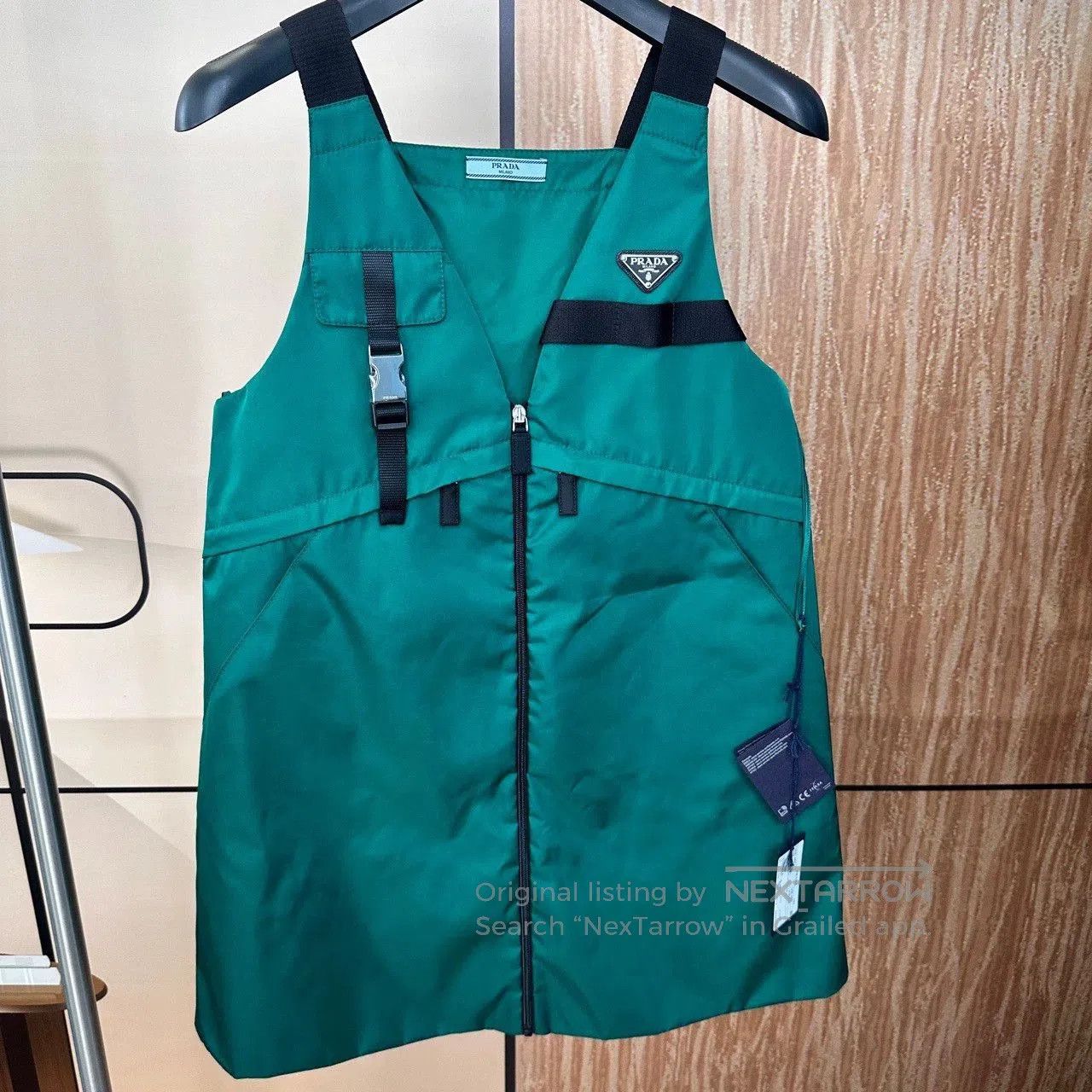Prada prada nylon utility dress tee in green. Size S / US 4 / IT 40 - 1 Thumbnail