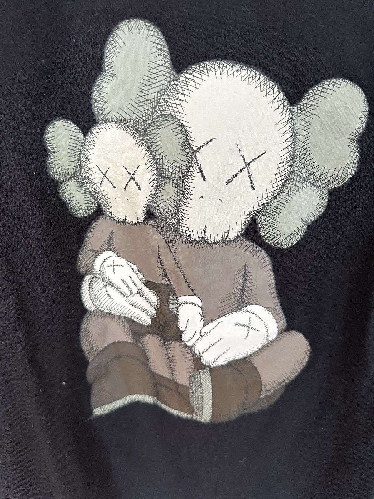 Japanese Brand × Kaws × Uniqlo UNIQLO X KAWS Father and Son tee shirt Size US XL / EU 56 / 4 - 2 Thumbnail