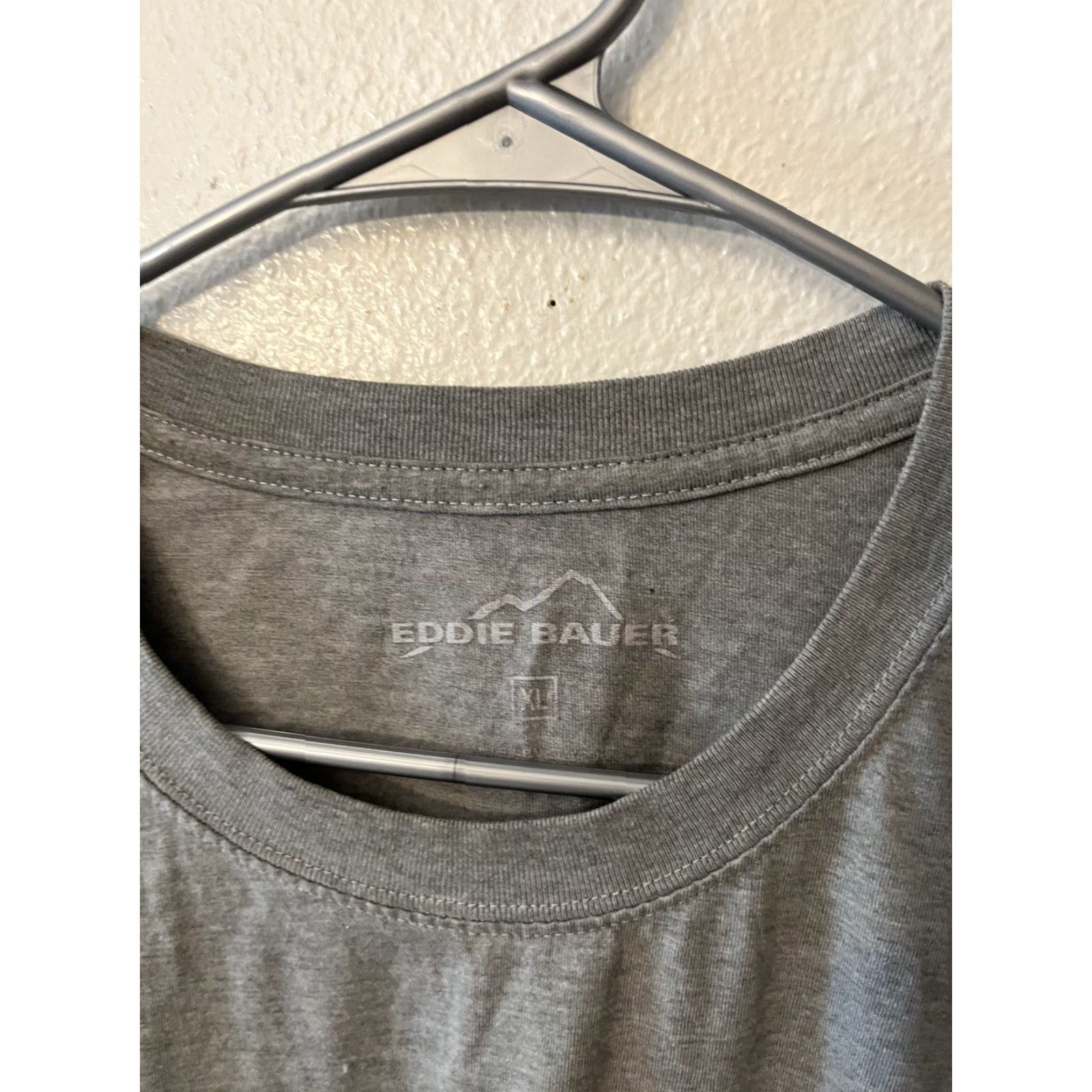 Eddie Bauer Eddie Bauer T-Shirt Mens Size XL Short Sleeve Crew Neck Gray Logo Size US XL / EU 56 / 4 - 3 Thumbnail