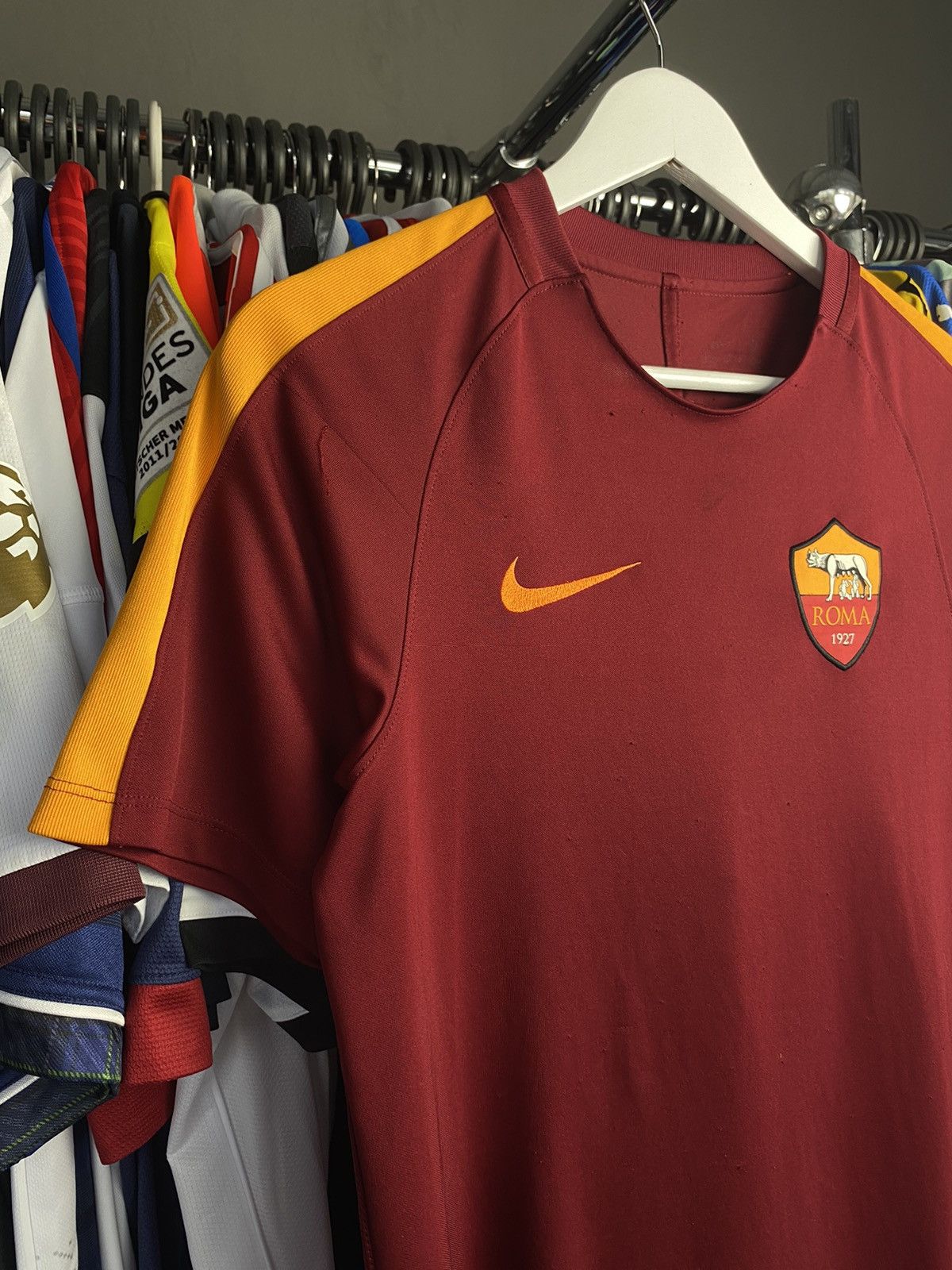 Nike 2014/15 NIKE AC ROMA TRAINING SOCCER FOOTBALL JERSEY SHIRT Size US S / EU 44-46 / 1 - 4 Thumbnail