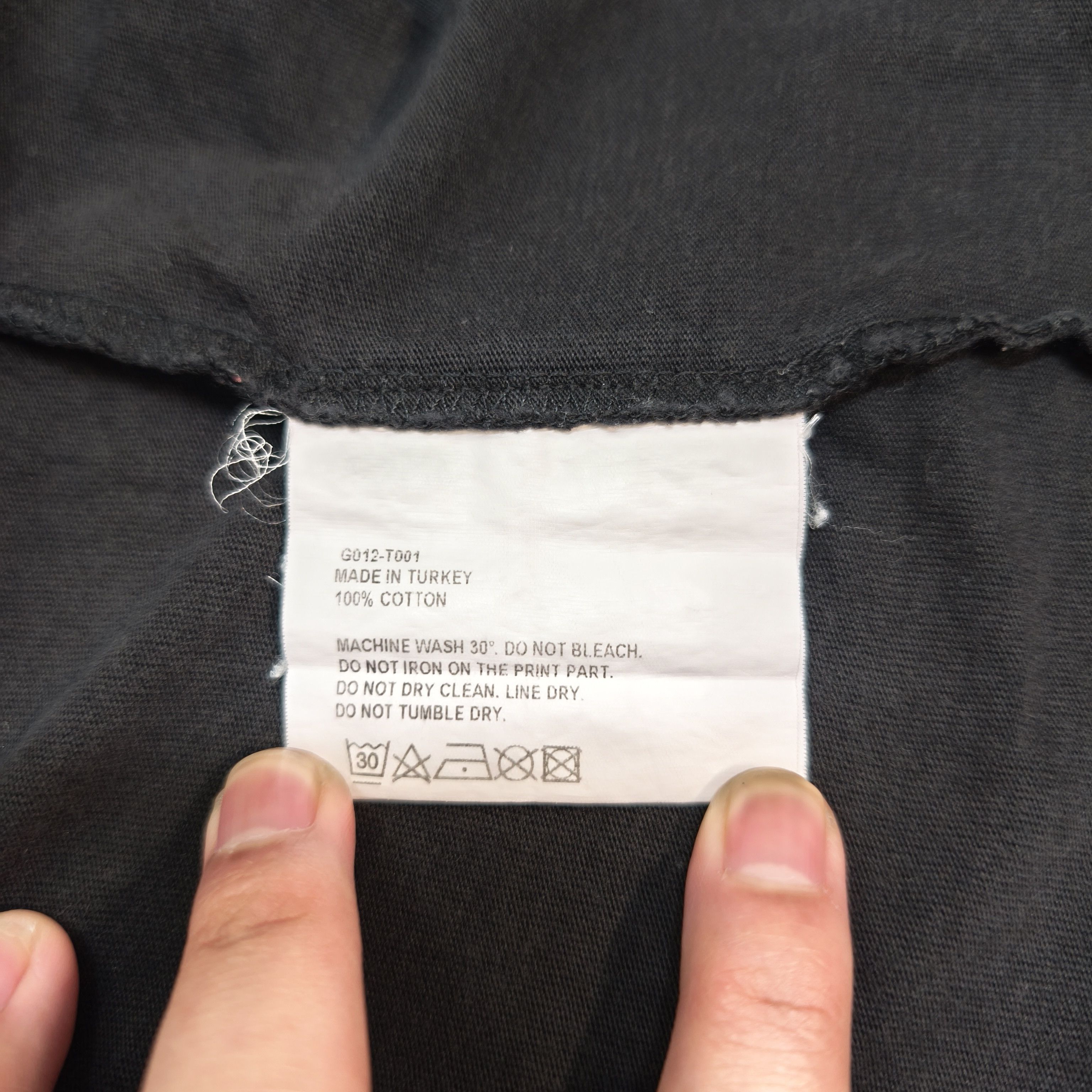 Gosha Rubchinskiy Vintage Sun faded Gosha Rubchinskiy T-Shirt Size US L / EU 52-54 / 3 - 7 Thumbnail