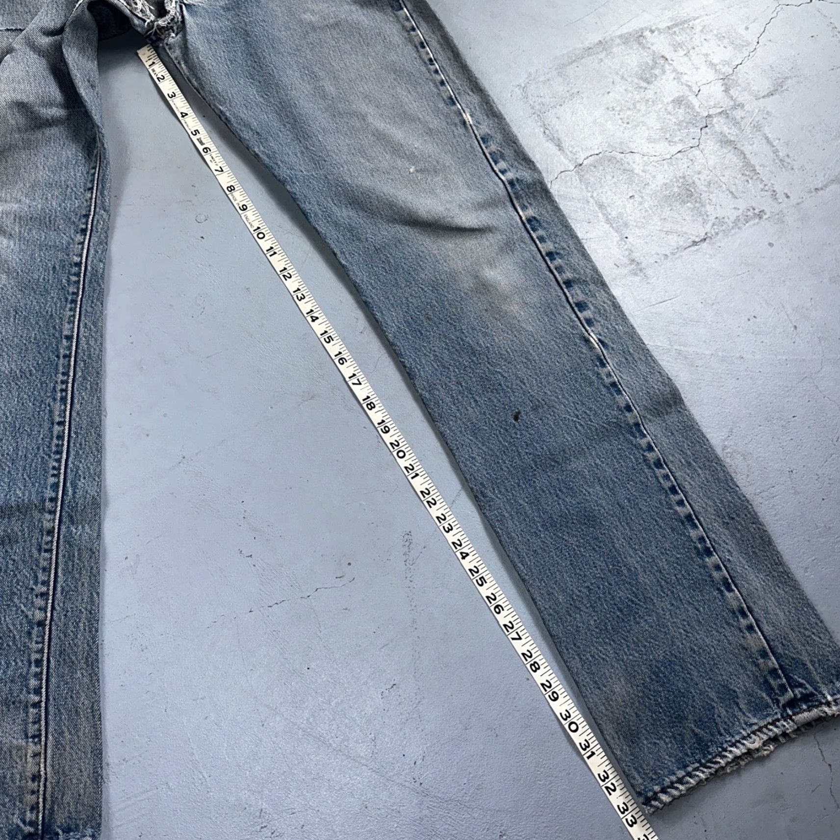 Levi's VINTAGE Levi's 501XX Jeans - 80s USA Selvedge Thrashed Distressed Light Blue Denim 30x33 Boys? Mens? Not sure. Size US 30 / EU 46 - 5 Thumbnail