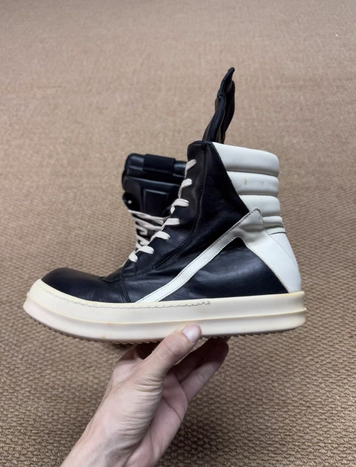 Rick Owens Rick Owens Main Line Inverted Triangle Sneakers K37 Size US 7 / EU 40 - 7 Thumbnail