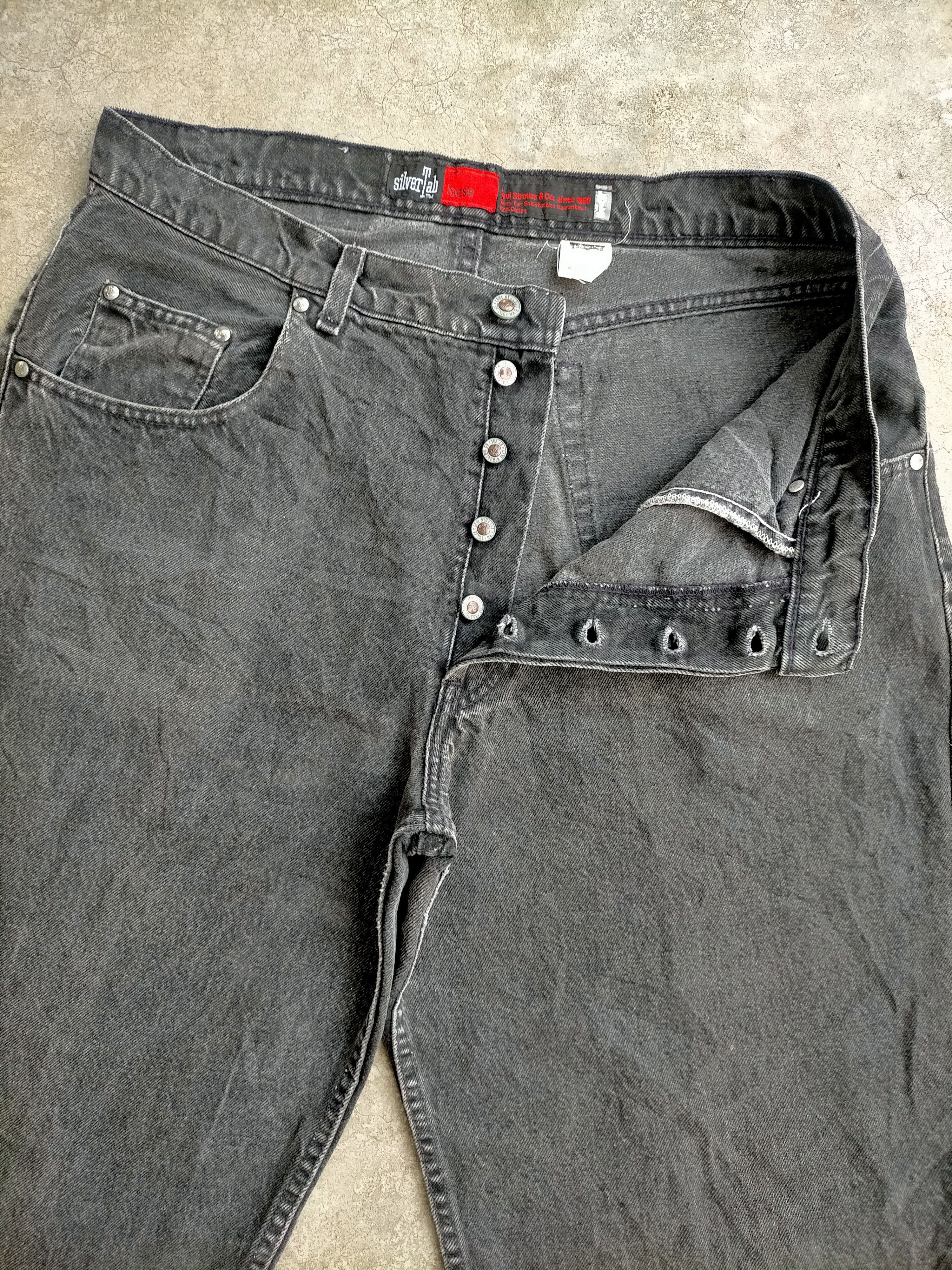 Levi's Vintage 90s Levis Silvertab Loose button Fly Black jeans Size US 37 - 6 Thumbnail