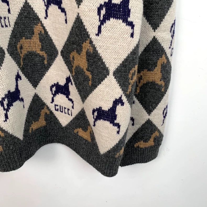 Gucci Gucci Color-blocked warhorse V-neck wool long-sleeved sweat Size US M / EU 48-50 / 2 - 4 Thumbnail