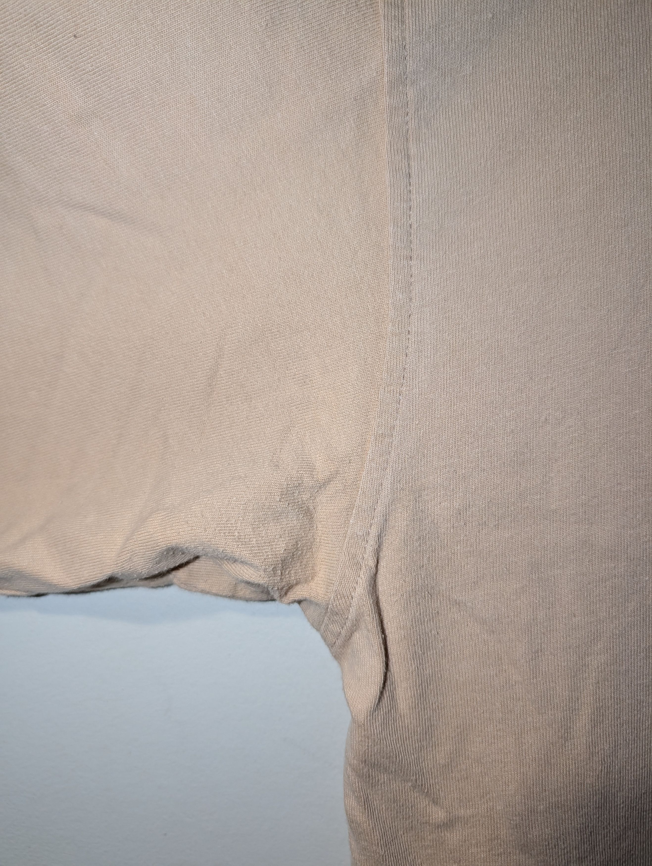 Avirex Vintage Y2K Avirex Mini Logo Essential Beige Medium T-Shirt Size US M / EU 48-50 / 2 - 4 Thumbnail