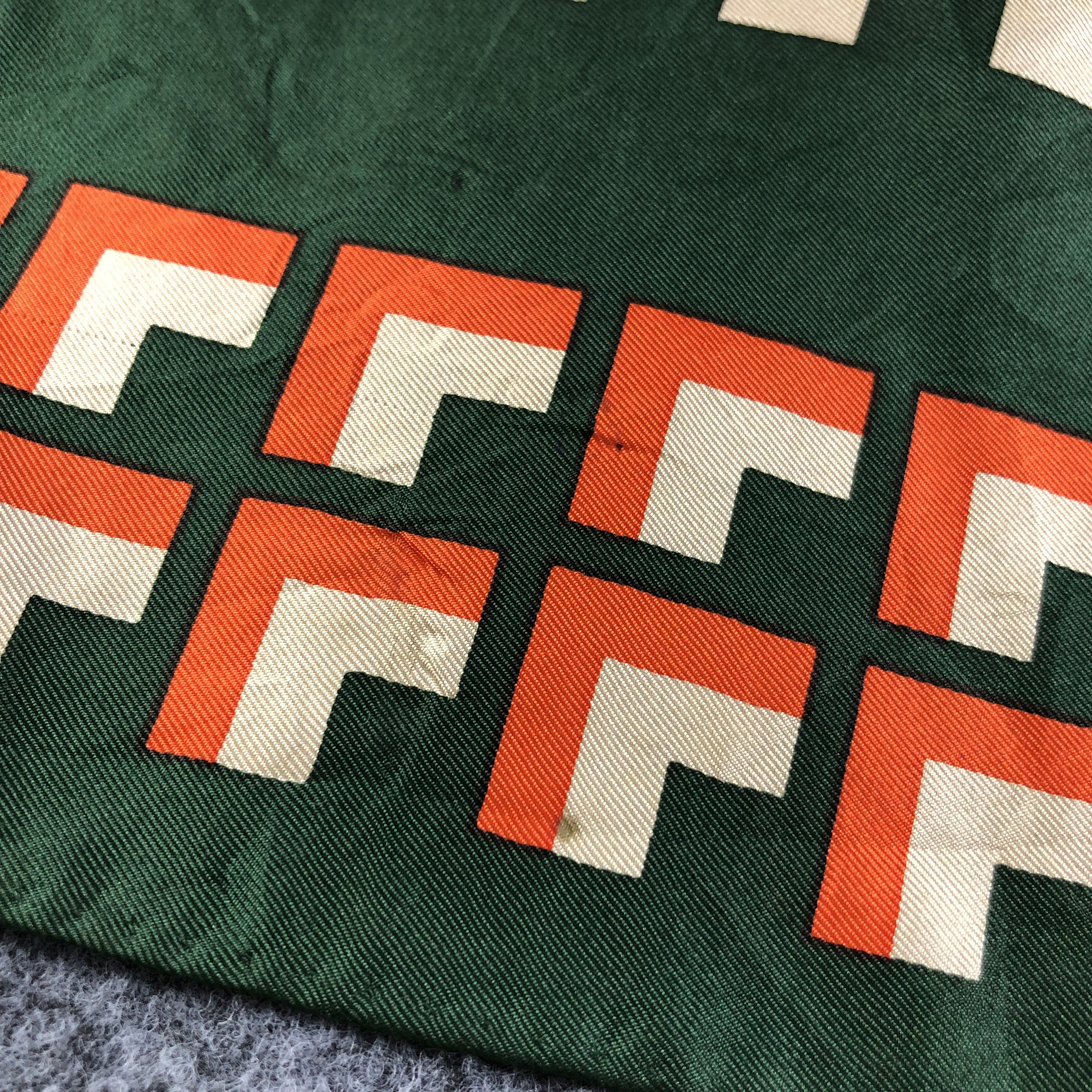 Vintage Luxury Design Silk Scarf M563 Size ONE SIZE - 5 Thumbnail