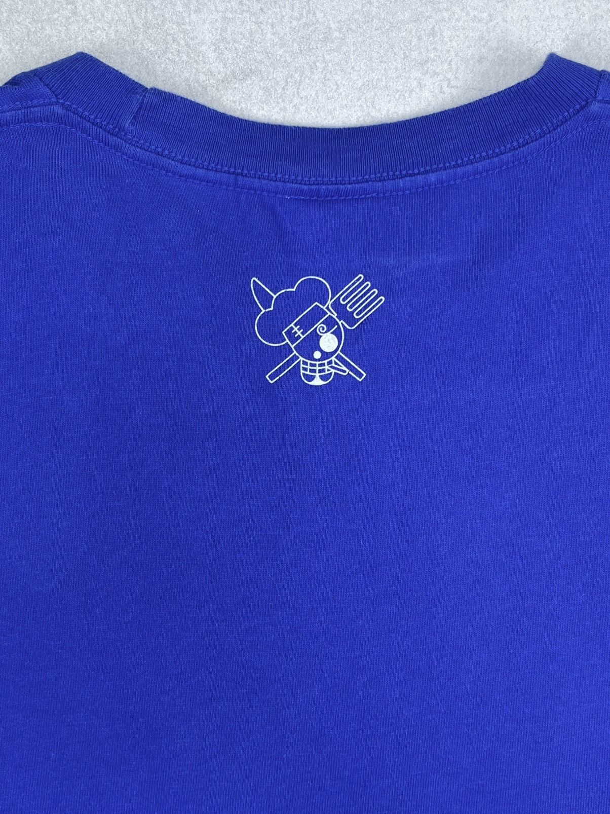 Anime ONE PIECE ‘SANJI’ MANGA PANEL TEE *RARE Size US L / EU 52-54 / 3 - 6 Thumbnail