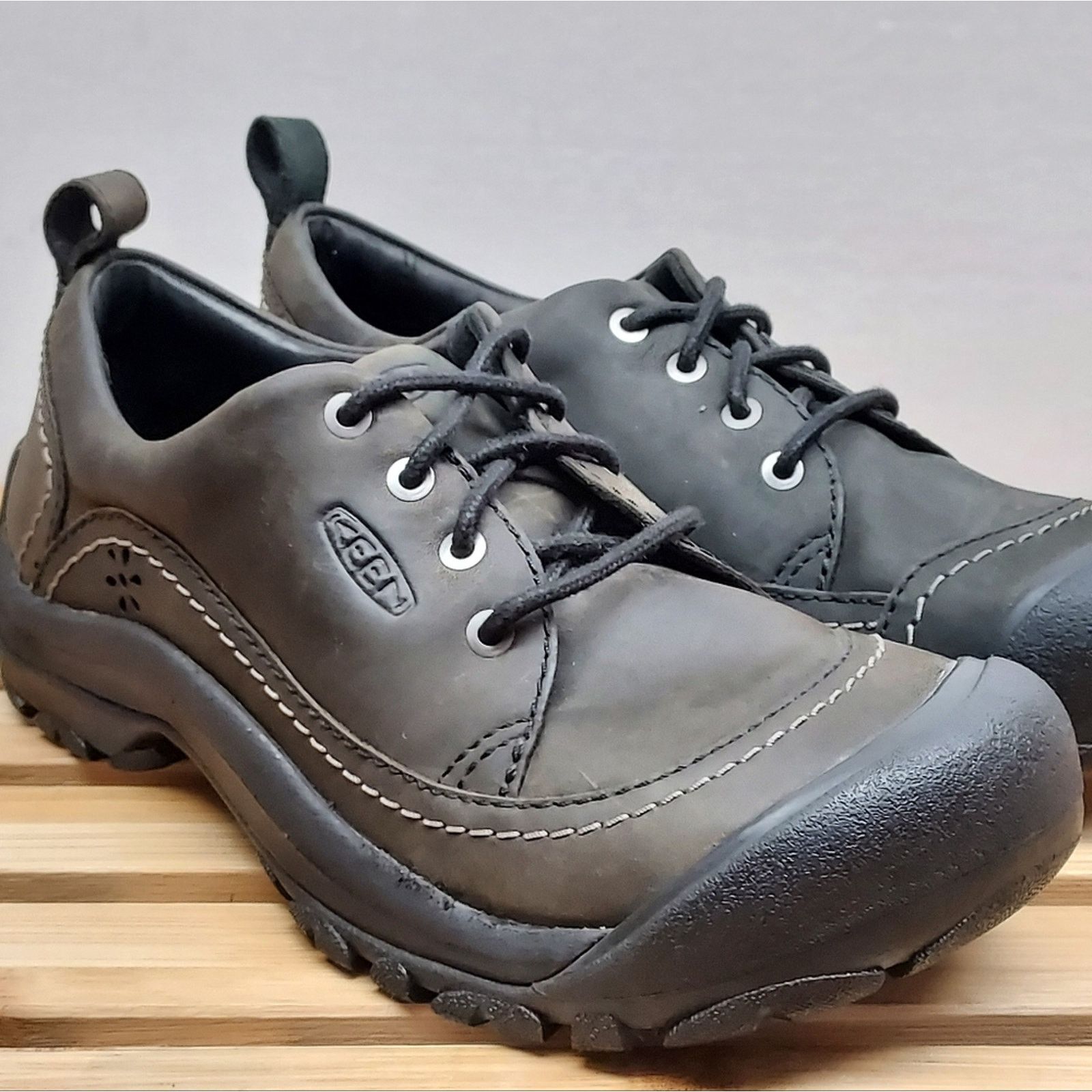 KEEN KEEN Womens | Green | Kaci II Leather Oxford Shoes Size 6.5 Size US 6.5 / IT 36.5 - 2 Thumbnail