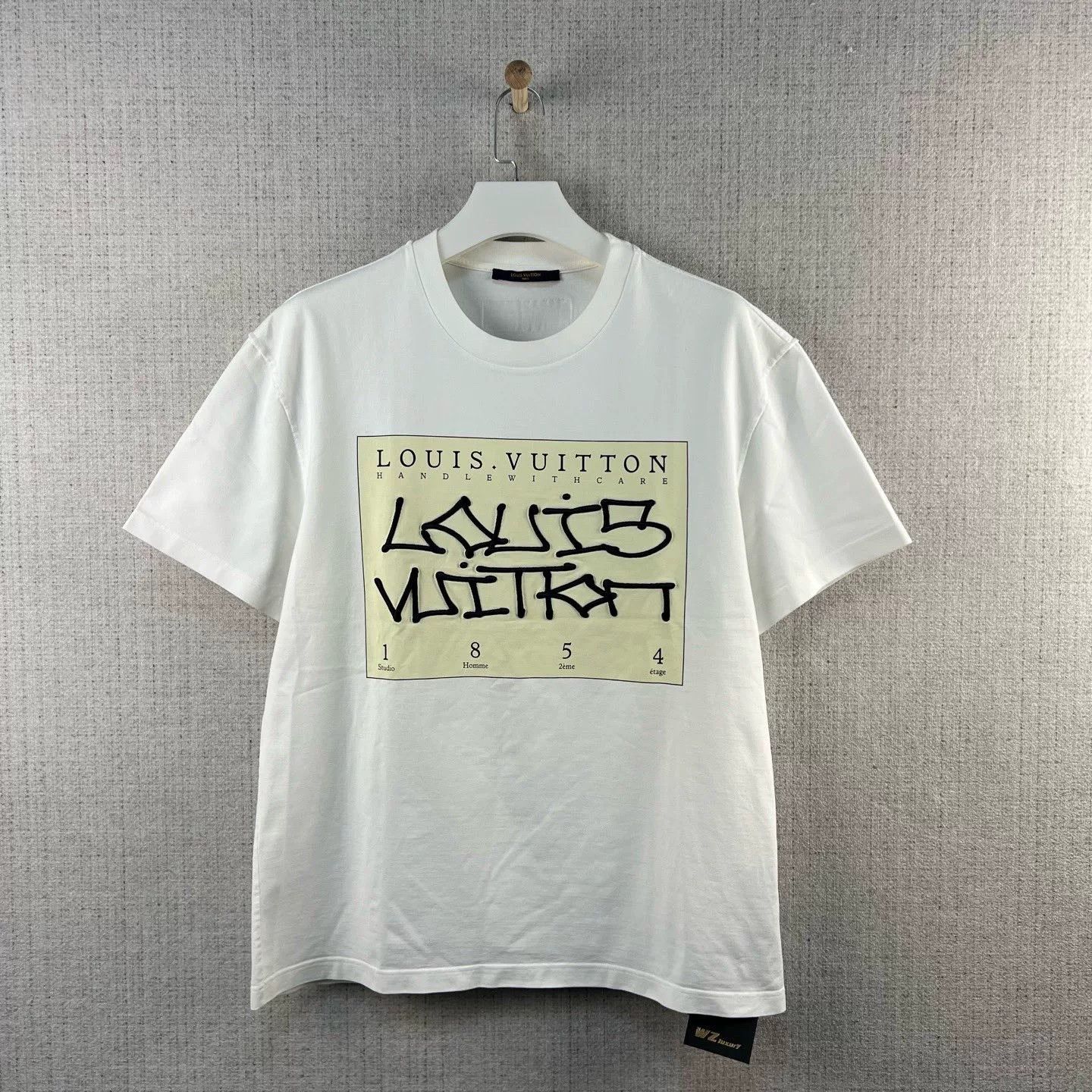 Louis Vuitton Louis Vuitton FW22 Logo Print Crewneck Tee Size US XL / EU 56 / 4 - 1 Thumbnail