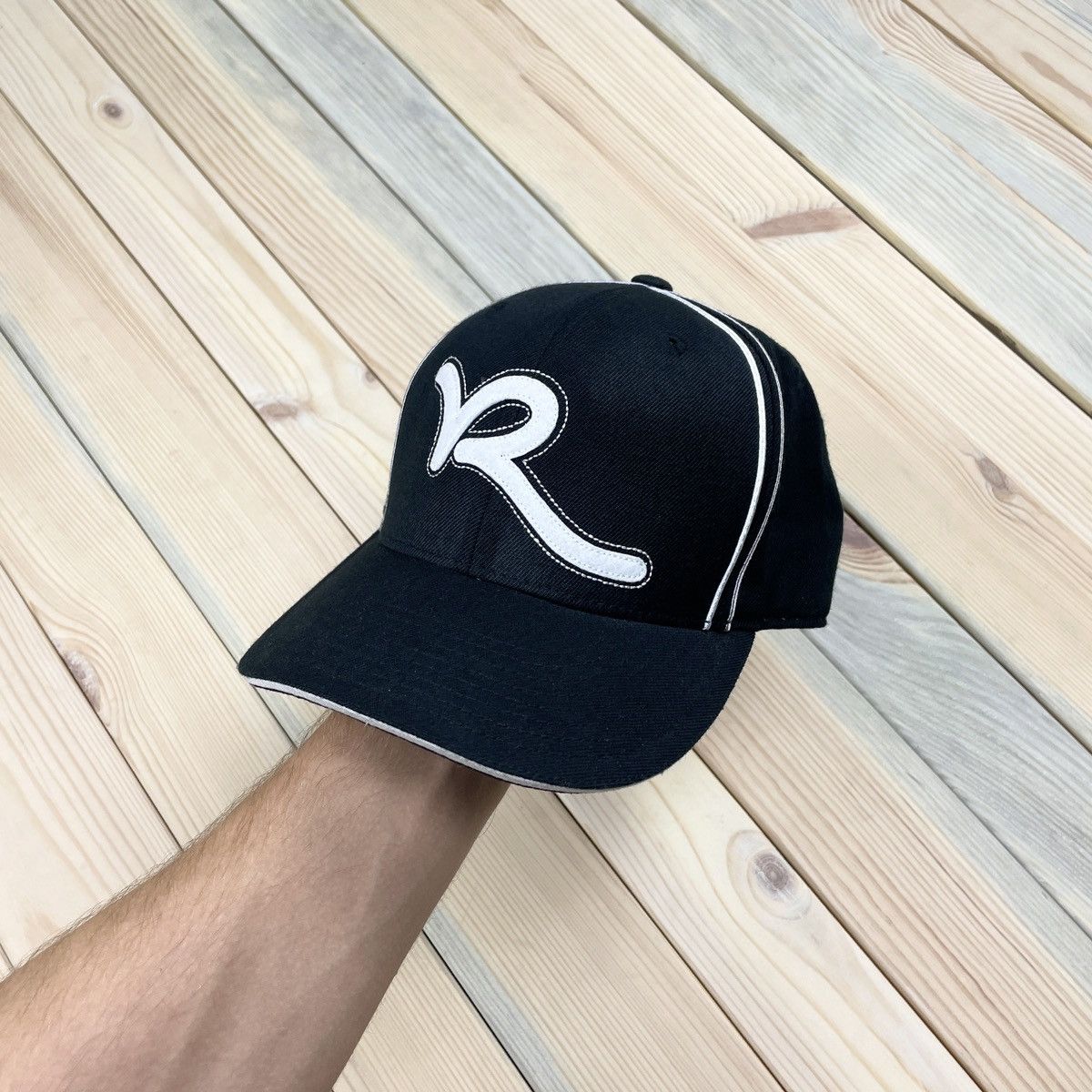 Japanese Brand × Rocawear Vintage Rocawear baseball cap Jay-Z Hip-Hop brand size 7 Y2K Size ONE SIZE - 2 Thumbnail