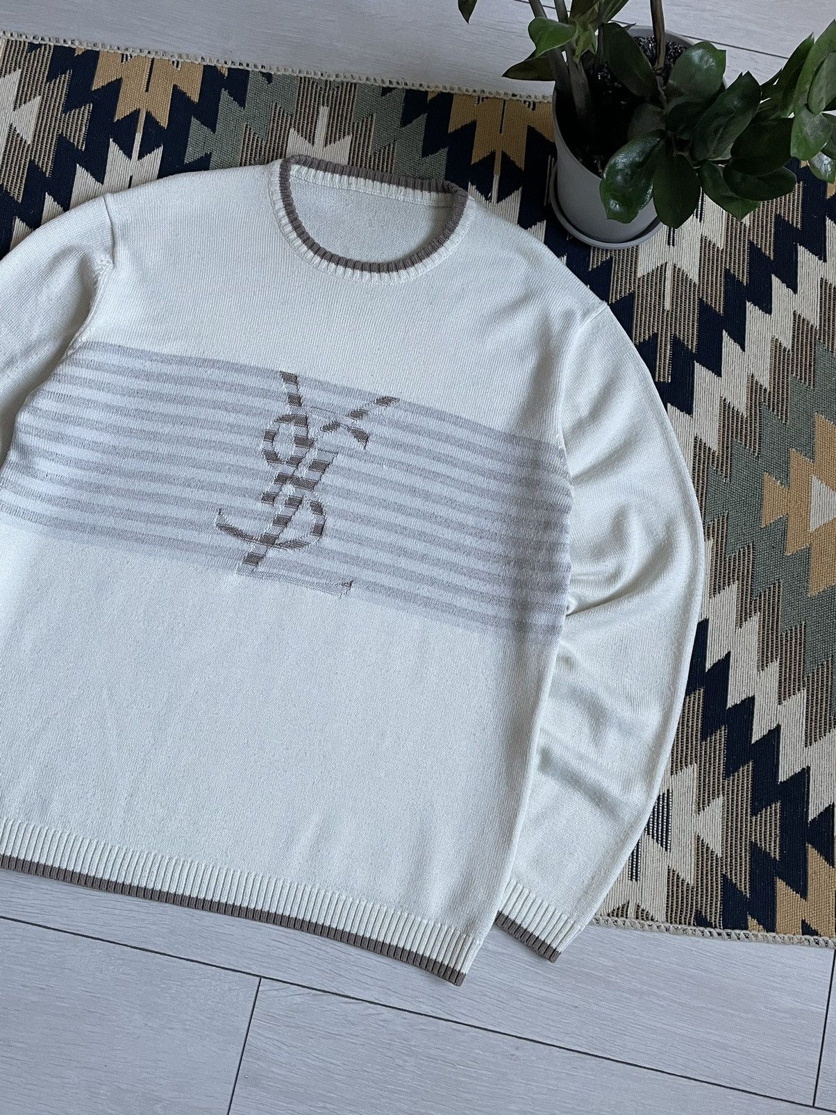 Yves Saint Laurent Vintage YSL Yves Saint Laurent Knitted Sweater Size US L / EU 52-54 / 3 - 3 Thumbnail