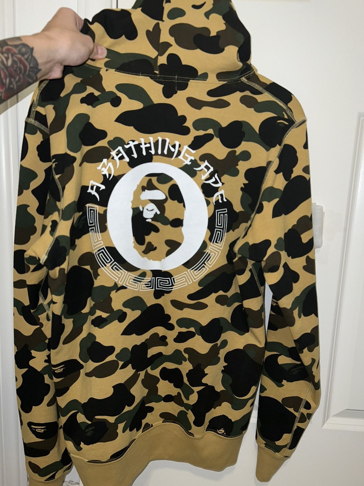 Bape BAPE 1st Camo College Pullover Yellow Size US L / EU 52-54 / 3 - 2 Thumbnail