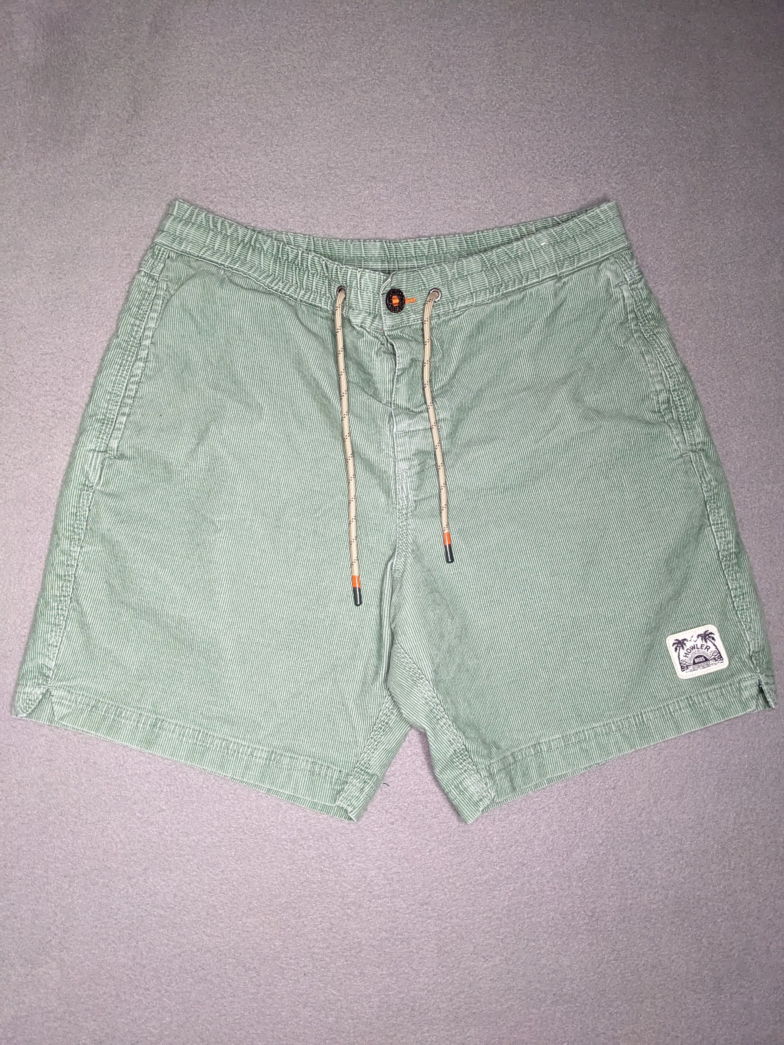 Howler Brothers Howler Bros Pressure Drop Cord Shorts Size 33 Green Corduroy Size US 33 - 1 Thumbnail