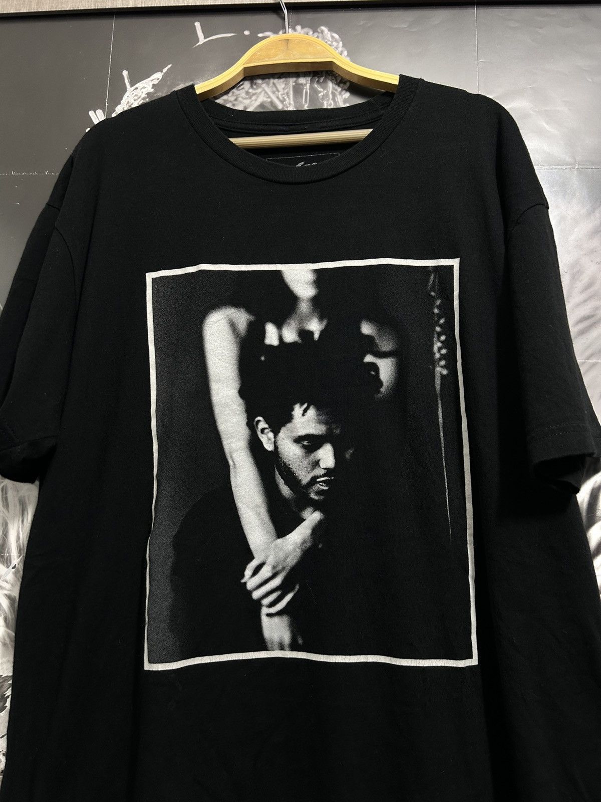 Band Tees XO TRILOGY THE WEEKND SHIRT *RARE* Size US L / EU 52-54 / 3 - 2 Thumbnail