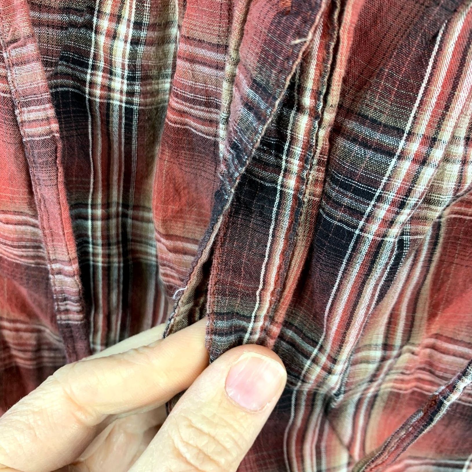 Vintage Daytrip Shirt Women's Small Red V-Neck Roll-Tab Twilight Cabincore Boho Chic Plaid Yardage Y2K Vintage N/A Size S / US 4 / IT 40 - 5 Thumbnail