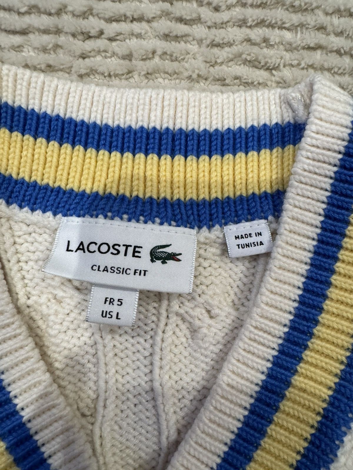 Lacoste Lacoste Cable Knit Tennis V-Neck Sweater – White/Blue/Yellow Size US L / EU 52-54 / 3 - 3 Thumbnail