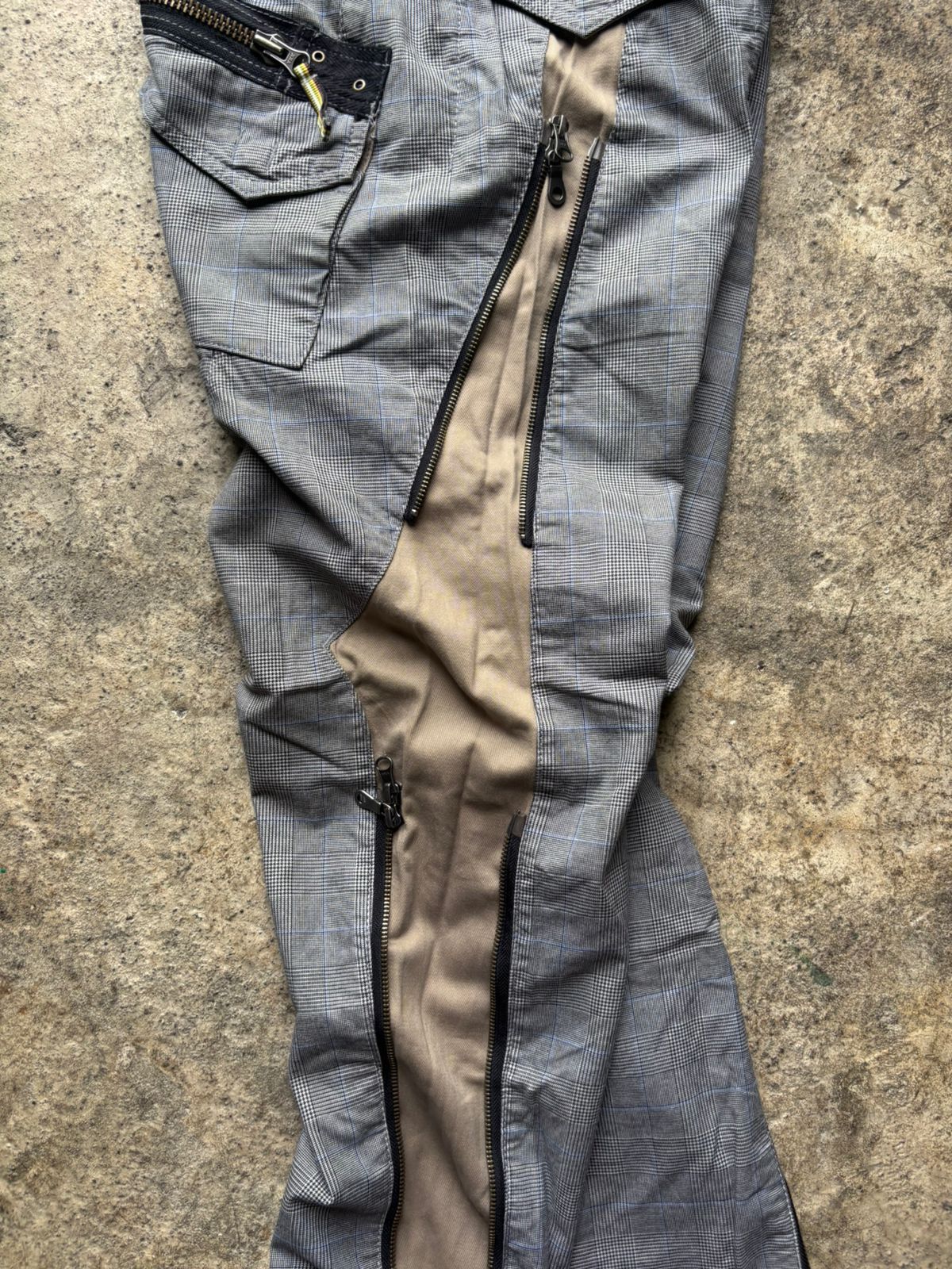 PPFM 2000s PPFM Multi Zipper Side Hybrid Adjustable Plaid Pants Size US 32 / EU 48 - 8 Thumbnail