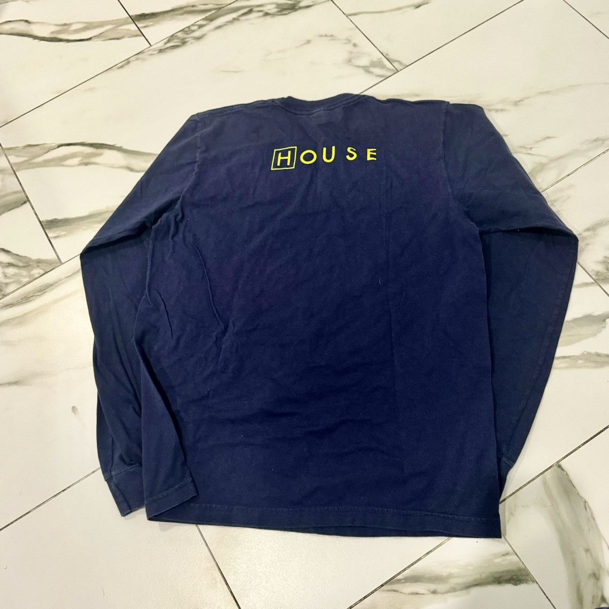 Vintage Y2K VINTAGE I NEED MORE PILLS HOUSE TEE! Size US M / EU 48-50 / 2 - 7 Thumbnail