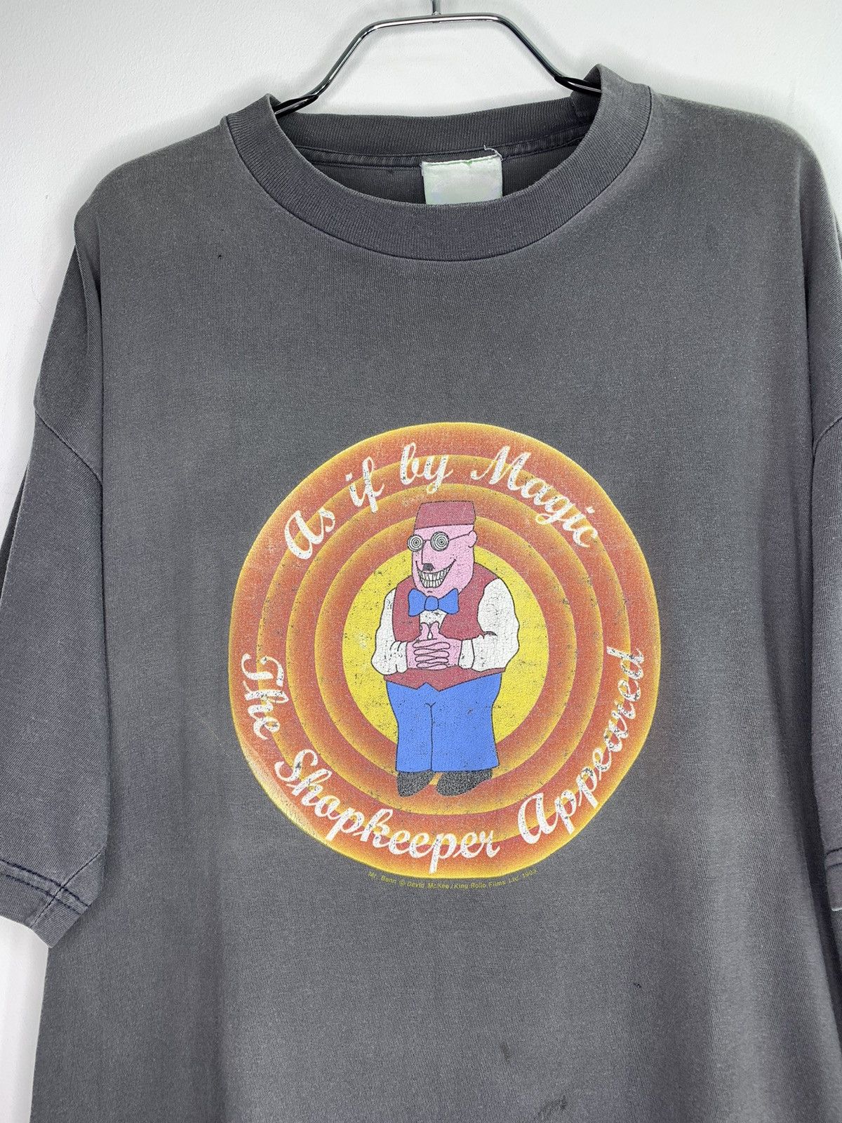Vintage Vintage Mr. Benn The Shopkeeper 1993 T-Shirt XL Size Size US XL / EU 56 / 4 - 4 Thumbnail