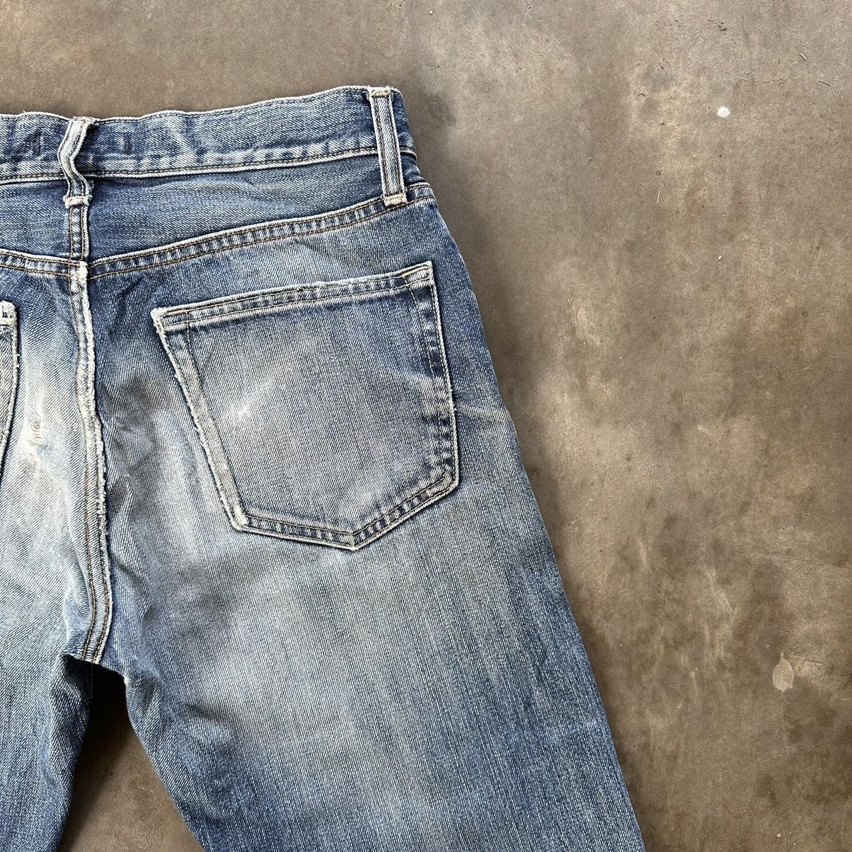 Japanese Brand Vintage Japanese Jean Distressed Denim Faded Pant W28 Size US 28 / EU 44 - 13 Thumbnail