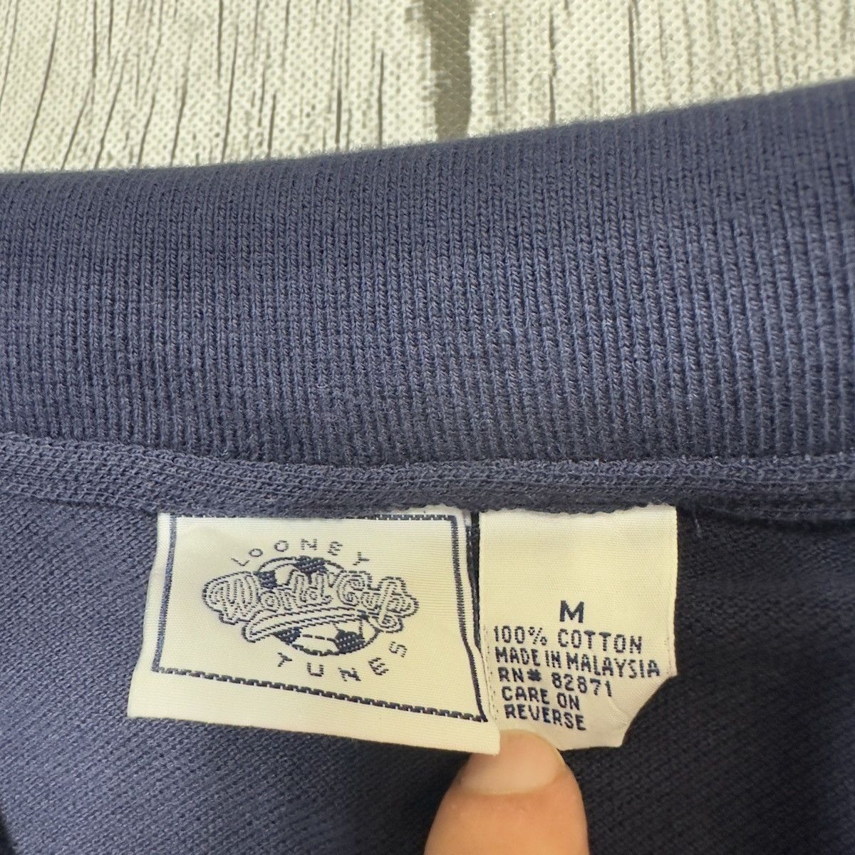 Vintage × Warner Bros Vintage 1994 FIFA World Cup USA Looney Tunes polo shirt Size US M / EU 48-50 / 2 - 4 Thumbnail