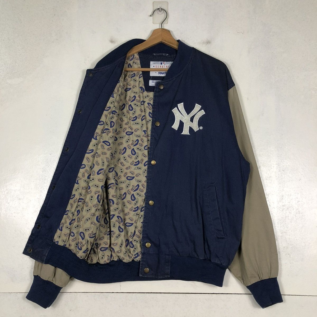 New York Yankees 🔥VINTAGE BOMBER JACKET NEW YORK YANKEES STARTER BIG LOGO Size US M / EU 48-50 / 2 - 12 Thumbnail
