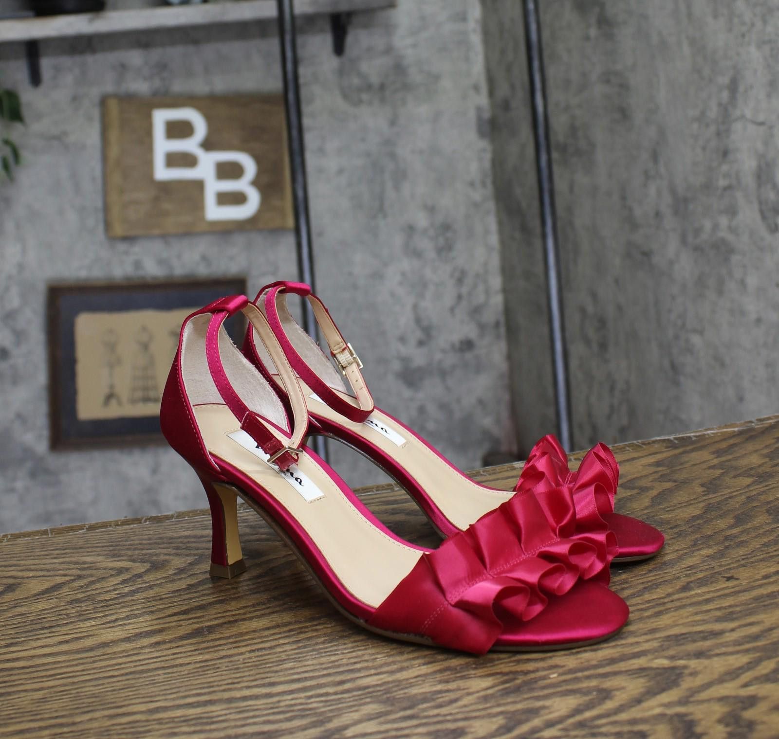 If Six Was Nine Nina Lisa Mid Heel With Ruffle Sandal Parfait Pink 8.5m Size US 8.5 / IT 38.5 - 1 Thumbnail