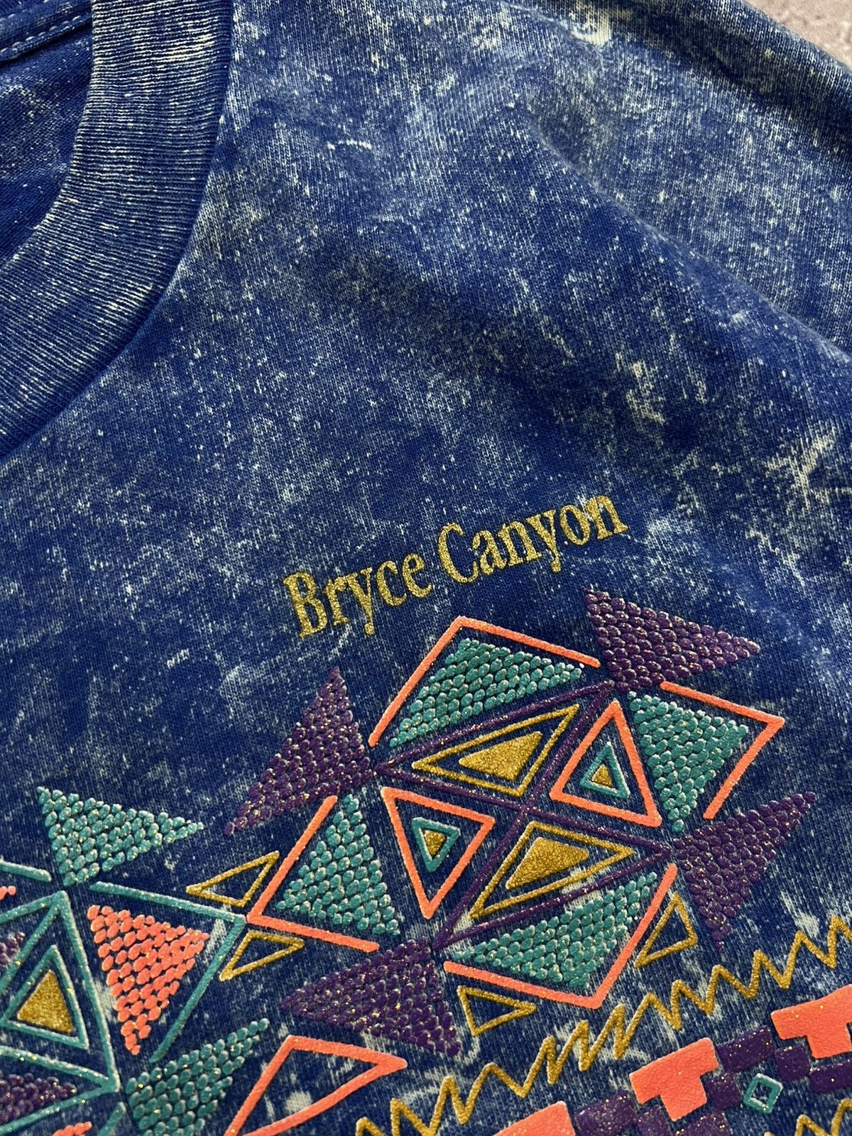 Other Bryse Canyon Men's T-Shirt XL Western Geometric Graphic Size US XL / EU 56 / 4 - 5 Thumbnail