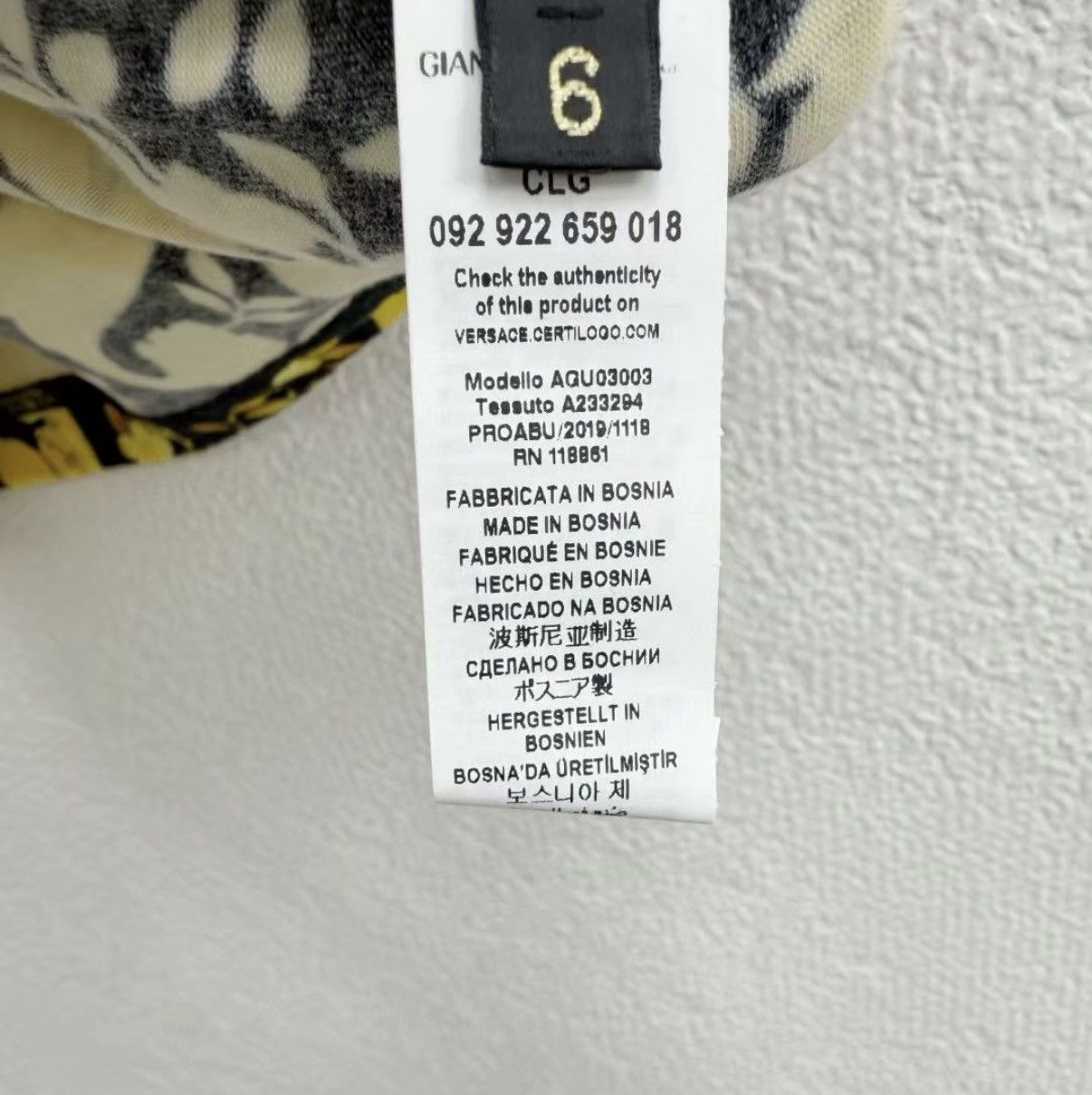 Versace VERSACE High Stretch Short Sleeve T-shirt J30 Size US M / EU 48-50 / 2 - 6 Thumbnail