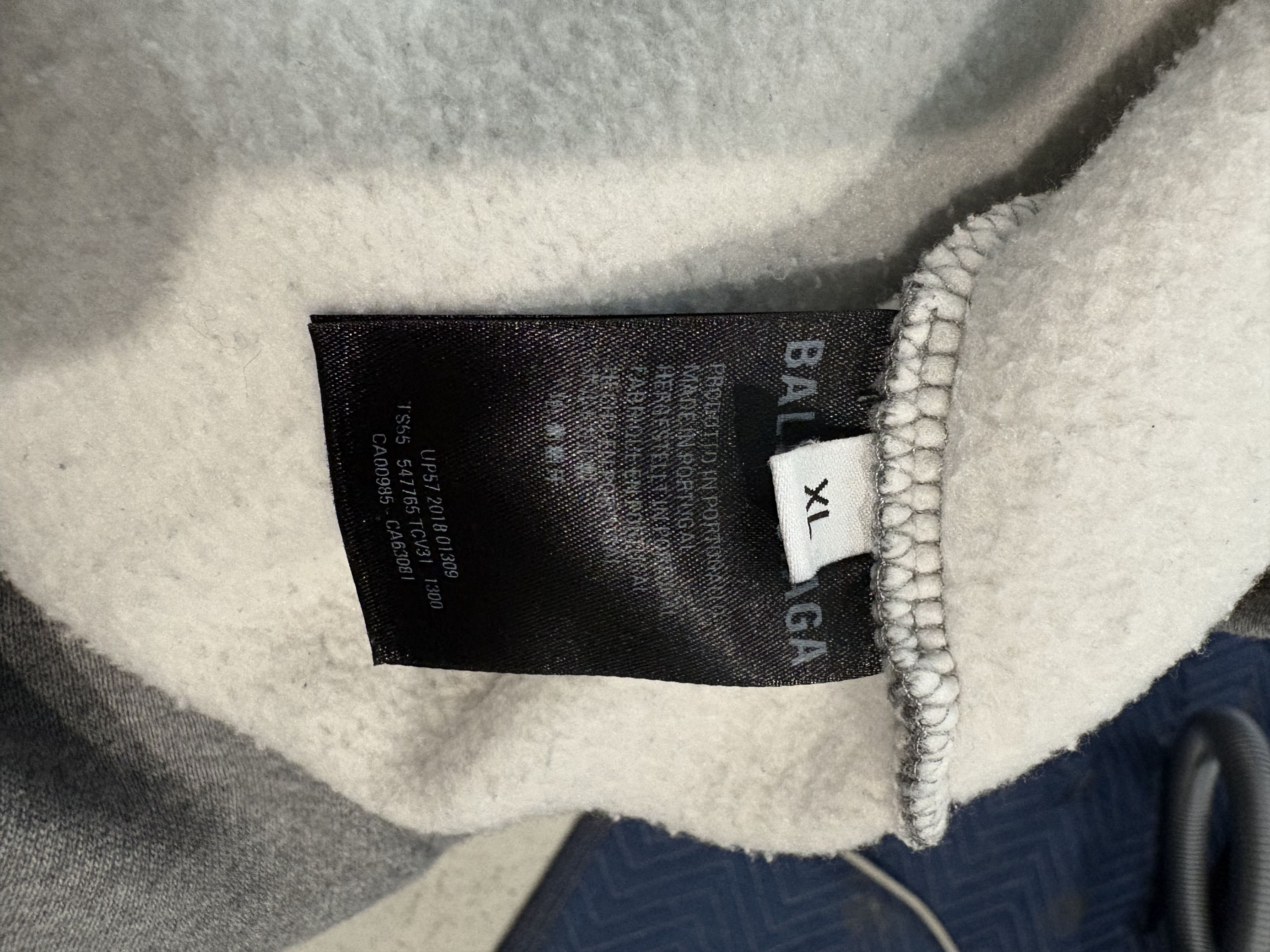 Balenciaga Balenciaga Oversized Hoodie Size US XL / EU 56 / 4 - 3 Thumbnail