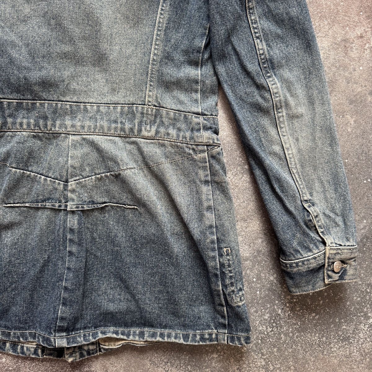 Diesel DIESEL Vintage Y2K Washed Long Denim Jacket / Dress Coat Size S / US 4 / IT 40 - 14 Thumbnail