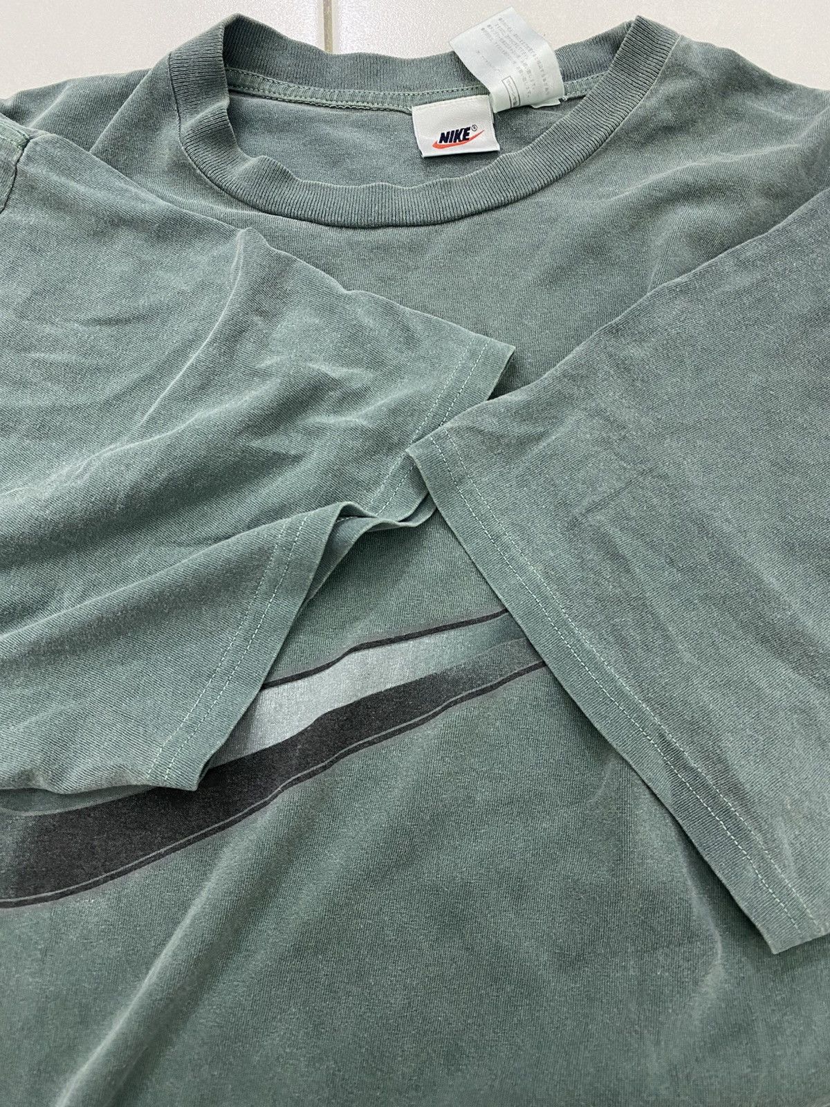Nike × Vintage Vtg 90s Nike swoosh big logo oversize shirt Size US L / EU 52-54 / 3 - 8 Thumbnail