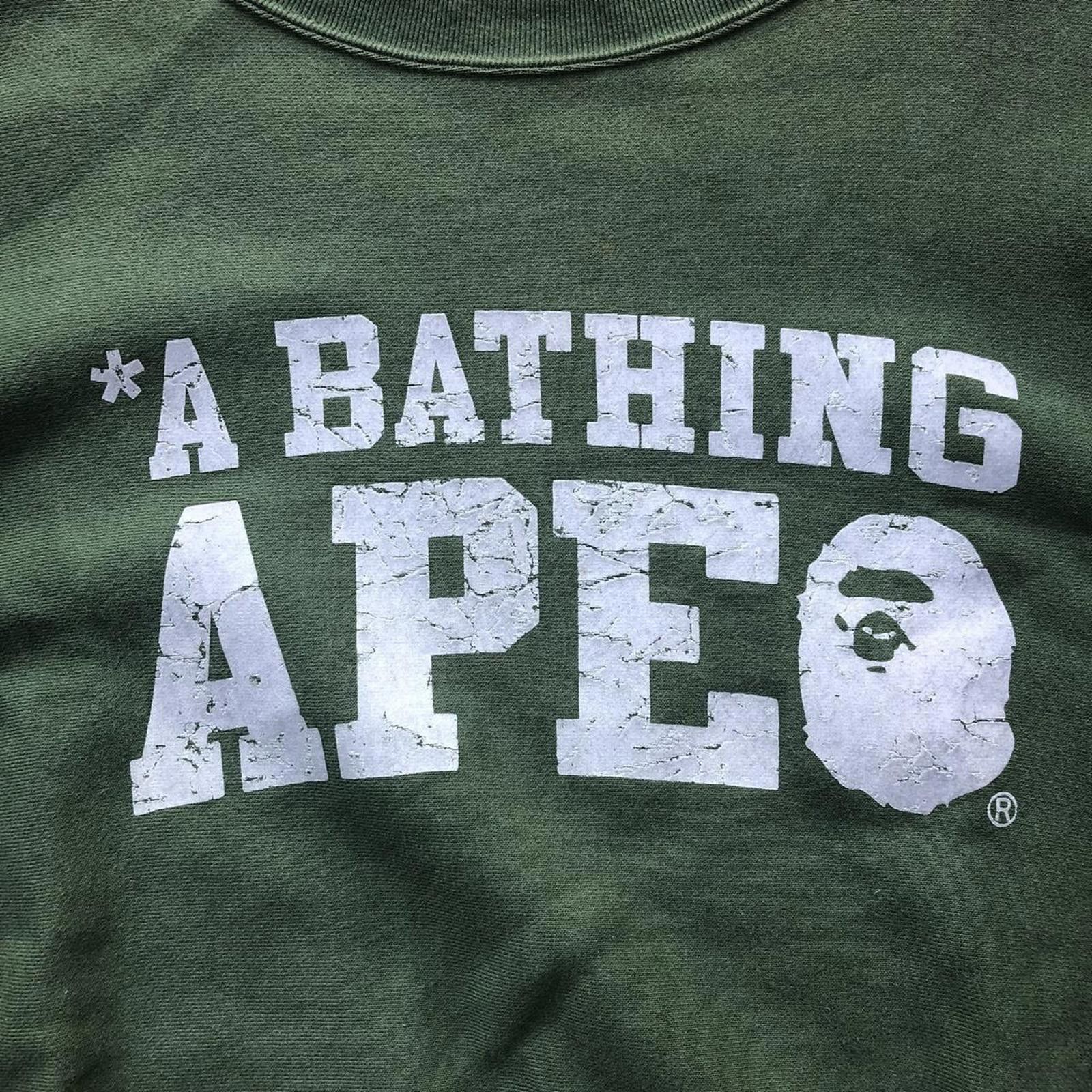 Bape A Bathing Ape BAPE Crewneck Sweatshirt. Size US L / EU 52-54 / 3 - 2 Thumbnail