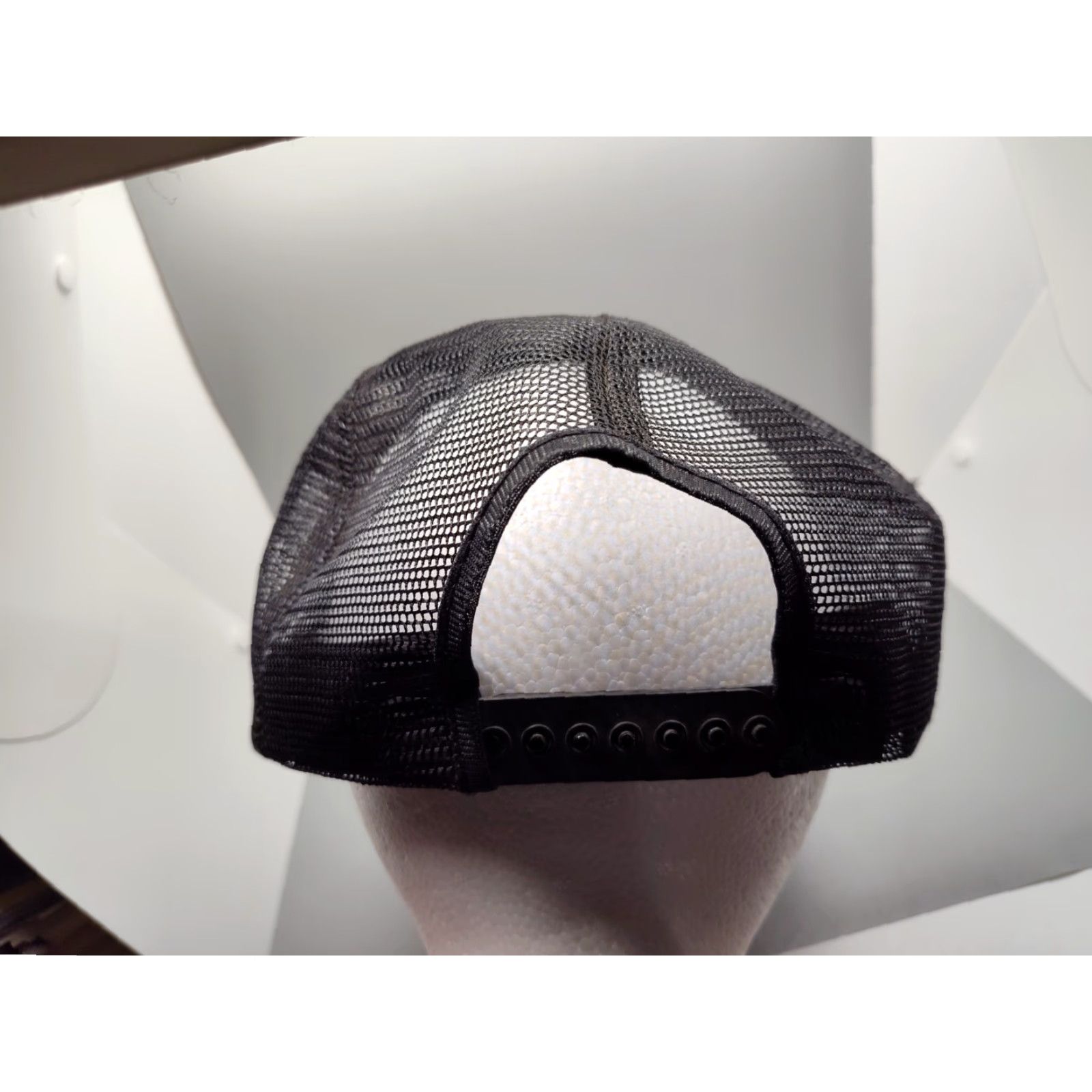 Vintage VINTAGE Tonkin Trucker Hat Adjustable Black Snapback 80s Cat USA Michigan Mens Size ONE SIZE - 6 Thumbnail