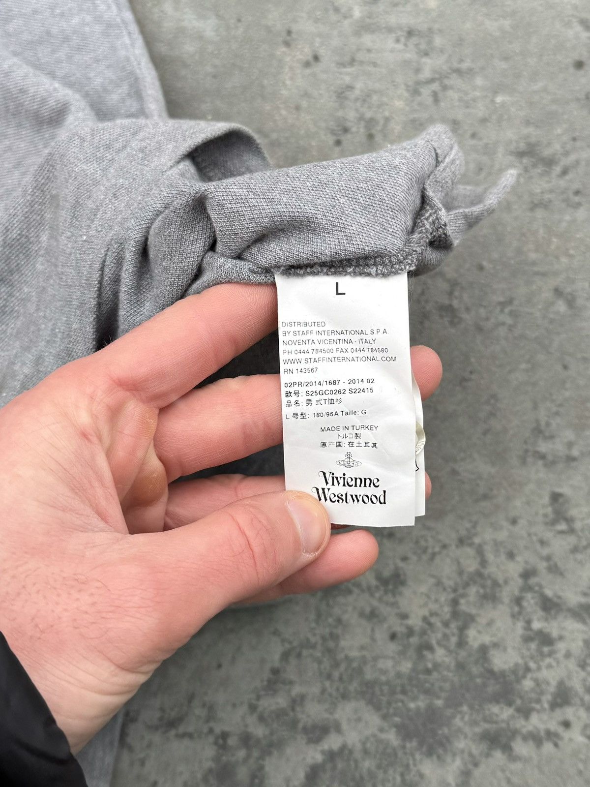 Vivienne Westwood Vintage Vivienne Westwood Polos Grey T-shirt Size US L / EU 52-54 / 3 - 8 Thumbnail