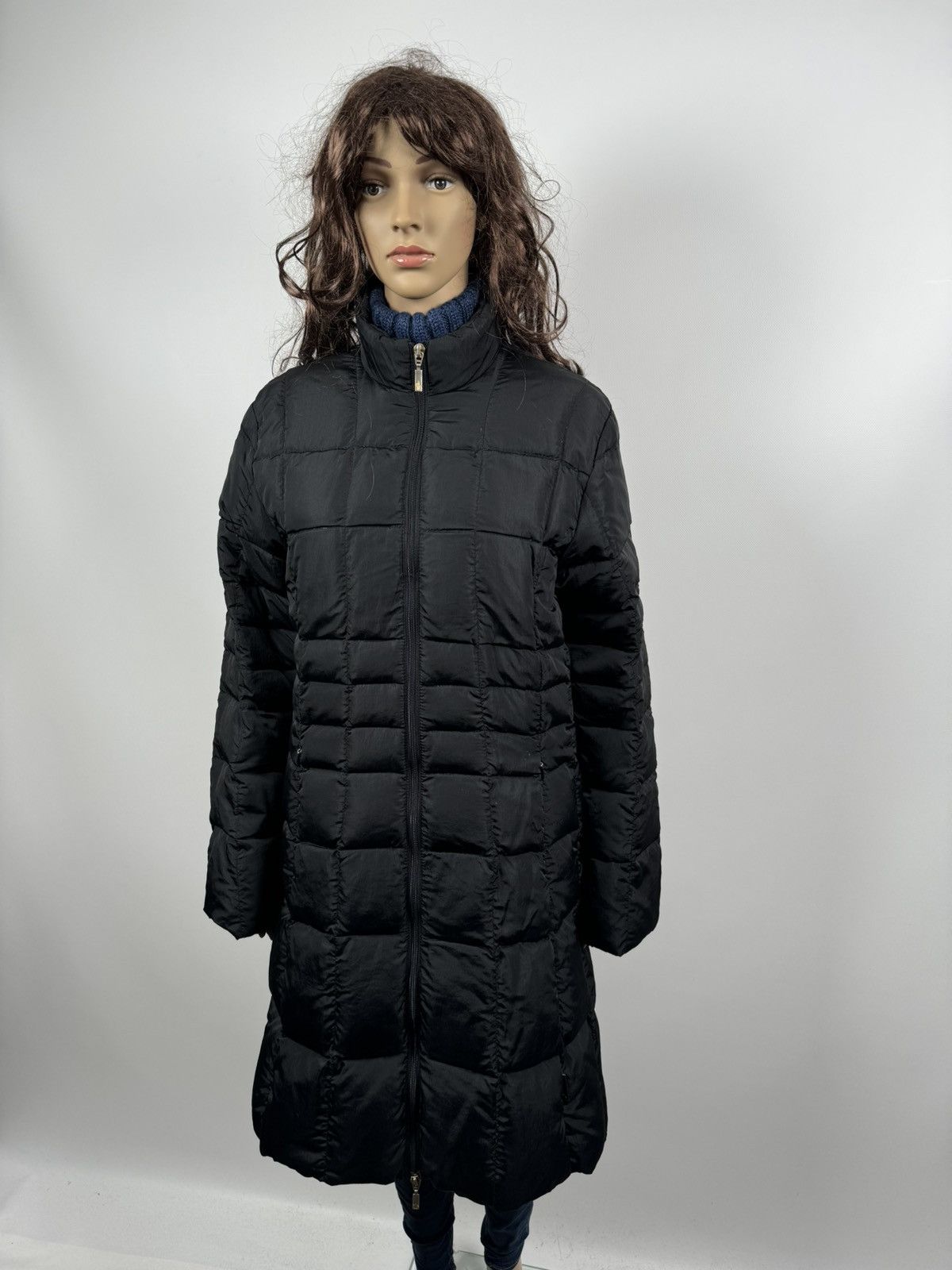 Moncler Moncler vintage black down long quilted puffer jacket M/L Size M / US 6-8 / IT 42-44 - 3 Thumbnail