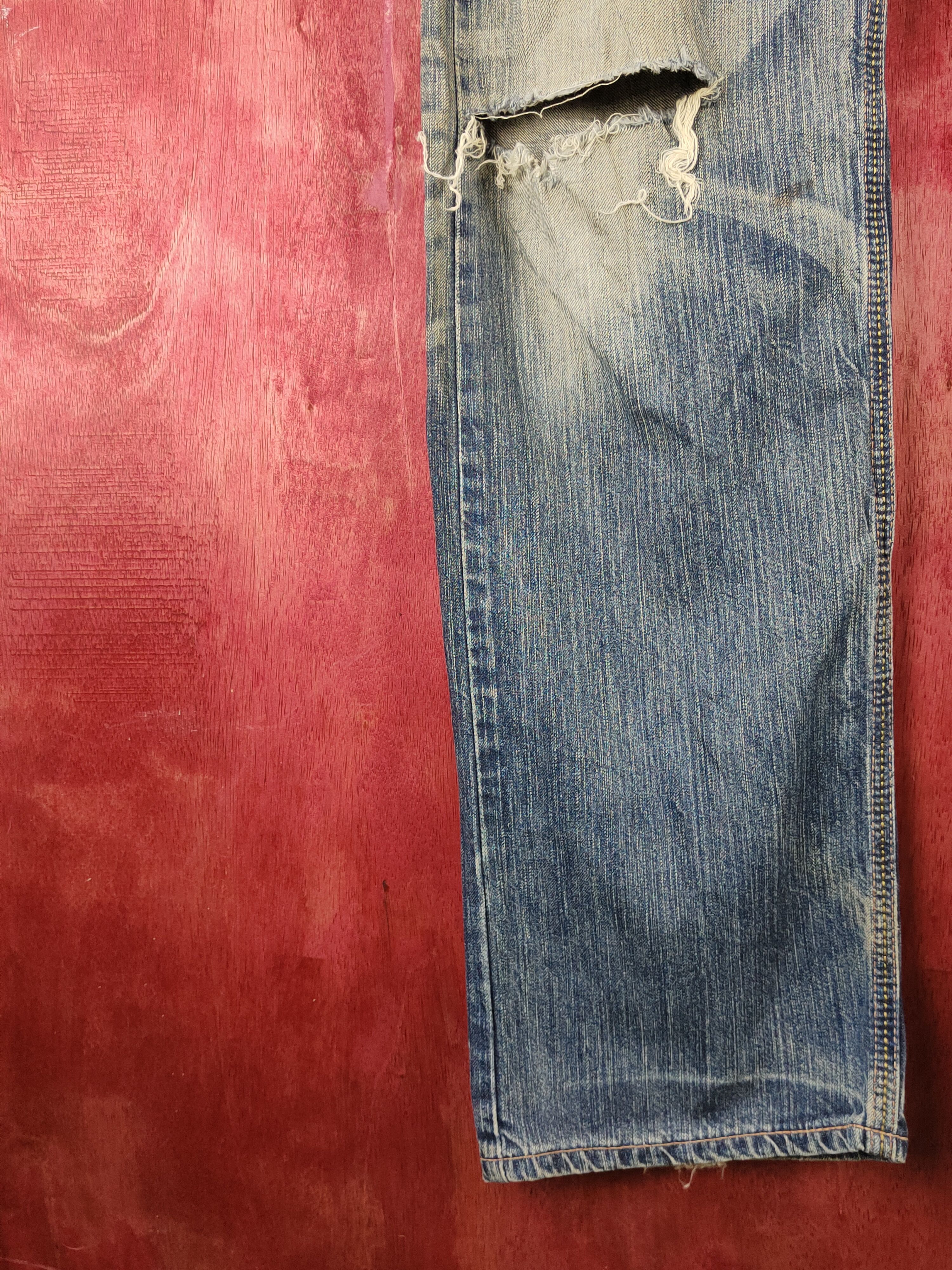 Edwin Edwin Dark Blue Faded Distressed Ripped Jeans #S2252 Size US 34 / EU 50 - 4 Thumbnail