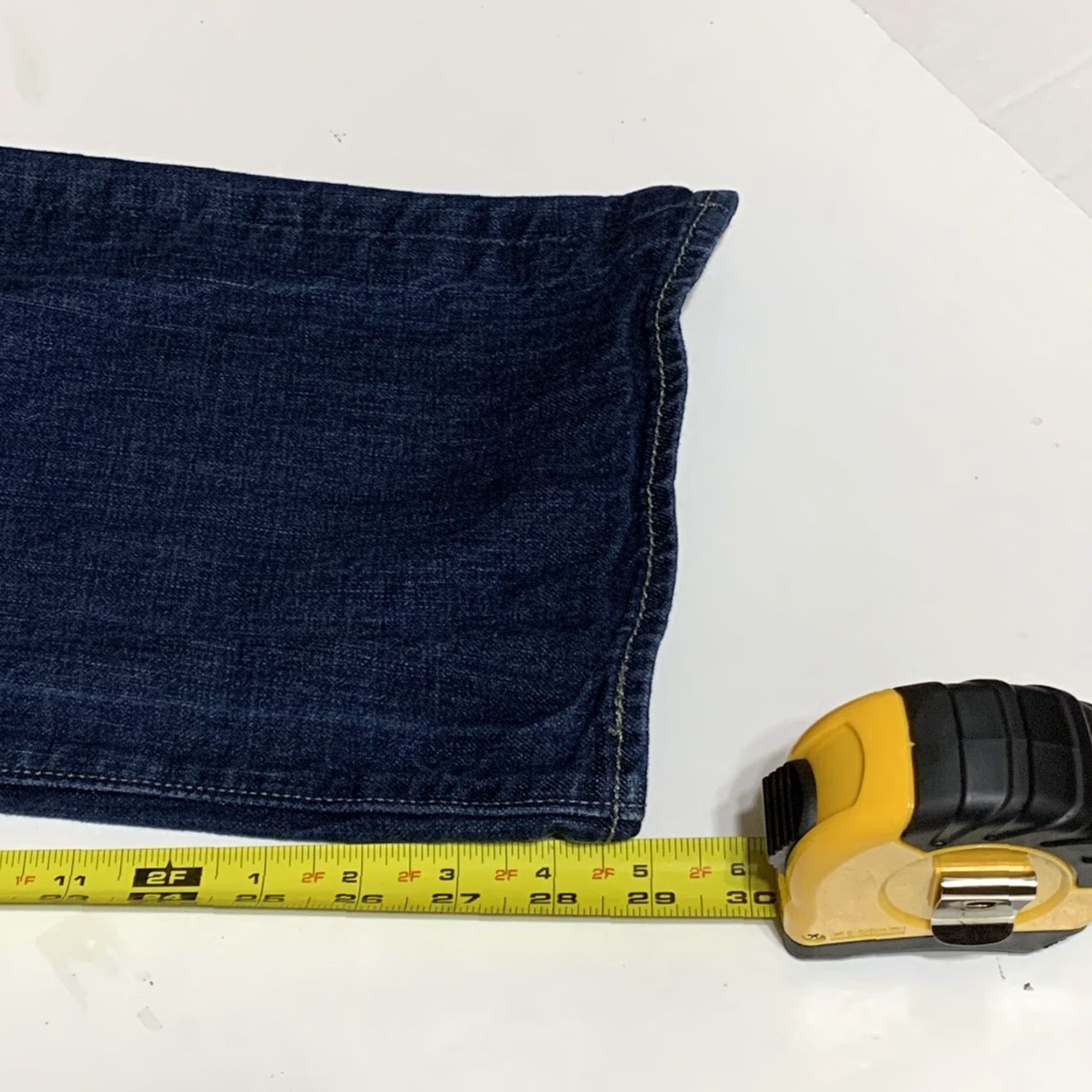 Levi's VINTAGE Levi's 501 Jeans Men 40x29 Straight Blue 100% Cotton Button Fly Regular Inseam 29in Size US 40 / EU 56 - 6 Thumbnail