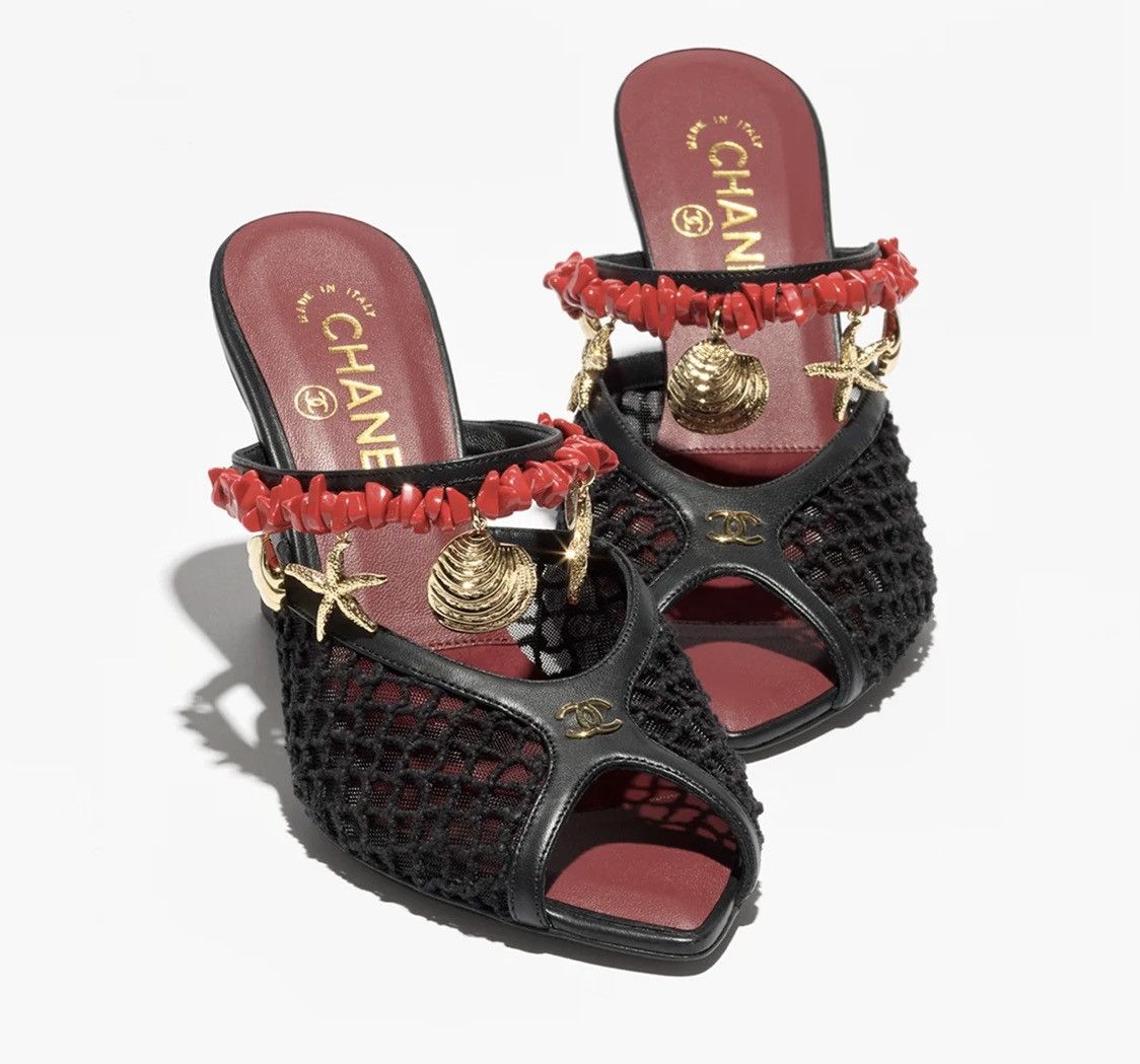 Chanel COCO BEACH 2026 CHARM MULES *VERY LIMITED* Size US 8.5 / IT 38.5 - 1 Thumbnail