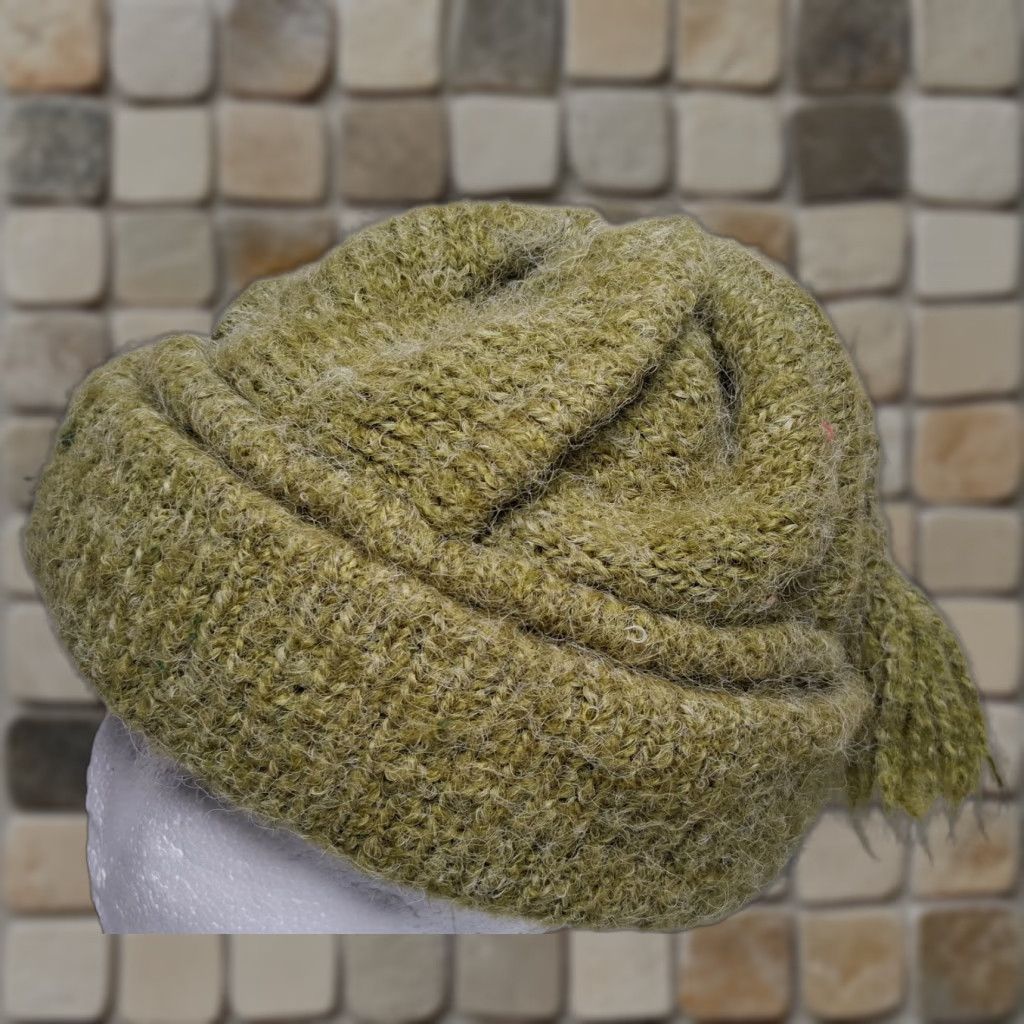 CO VINTAGE? (no) Peruvian Trading Co Knit Hat Chartreuse Green Tassel Winter Beanie Hippie Boho Size ONE SIZE - 1 Thumbnail