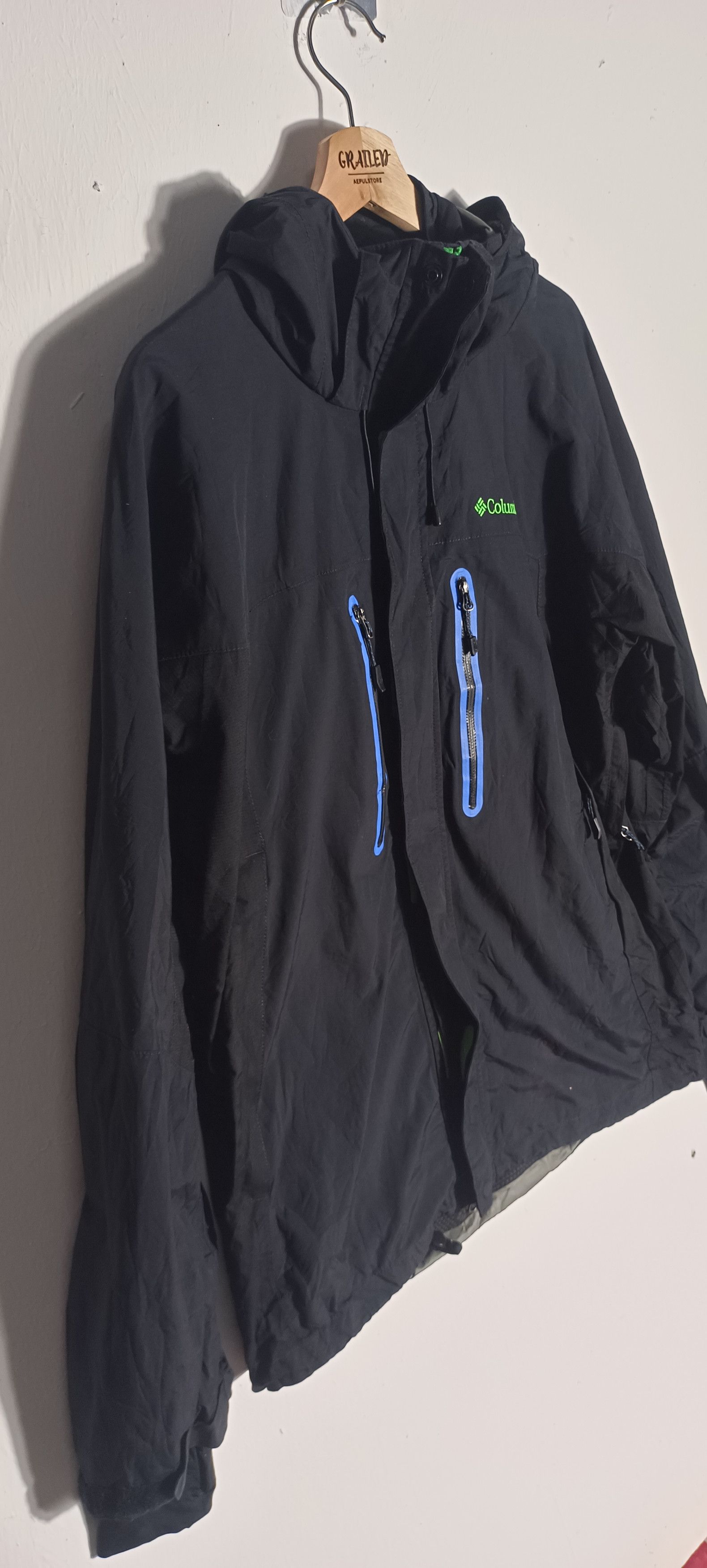 Columbia 🔥Columbia omni-tech waterproof soft shel jacket Size US L / EU 52-54 / 3 - 9 Thumbnail