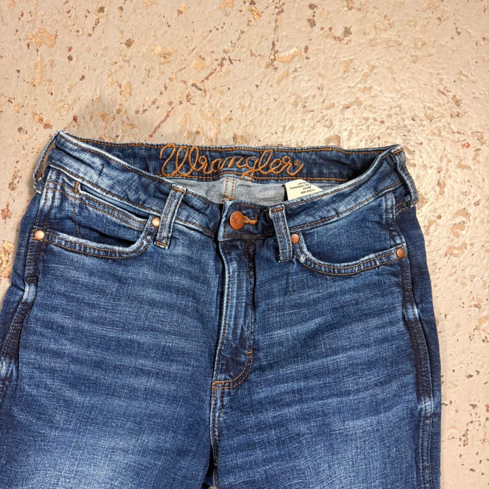 Wrangler Insane wrangler flare boot cut Jeans Size 30" / US 8 / IT 44 - 2 Thumbnail
